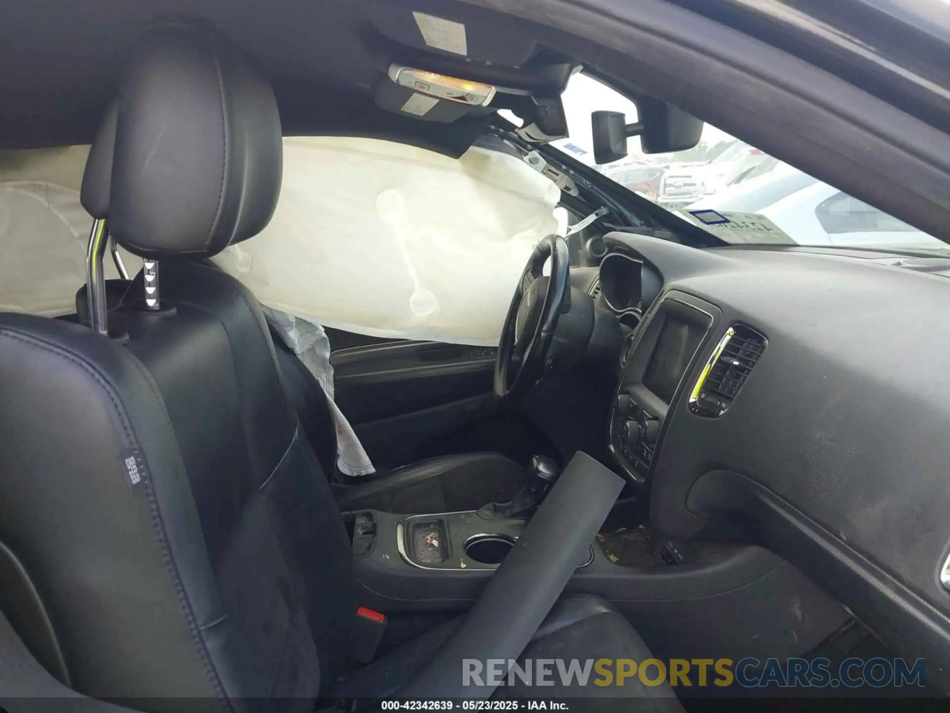 5 Photograph of a damaged car 1C4SDHCTXKC852763 DODGE DURANGO 2019
