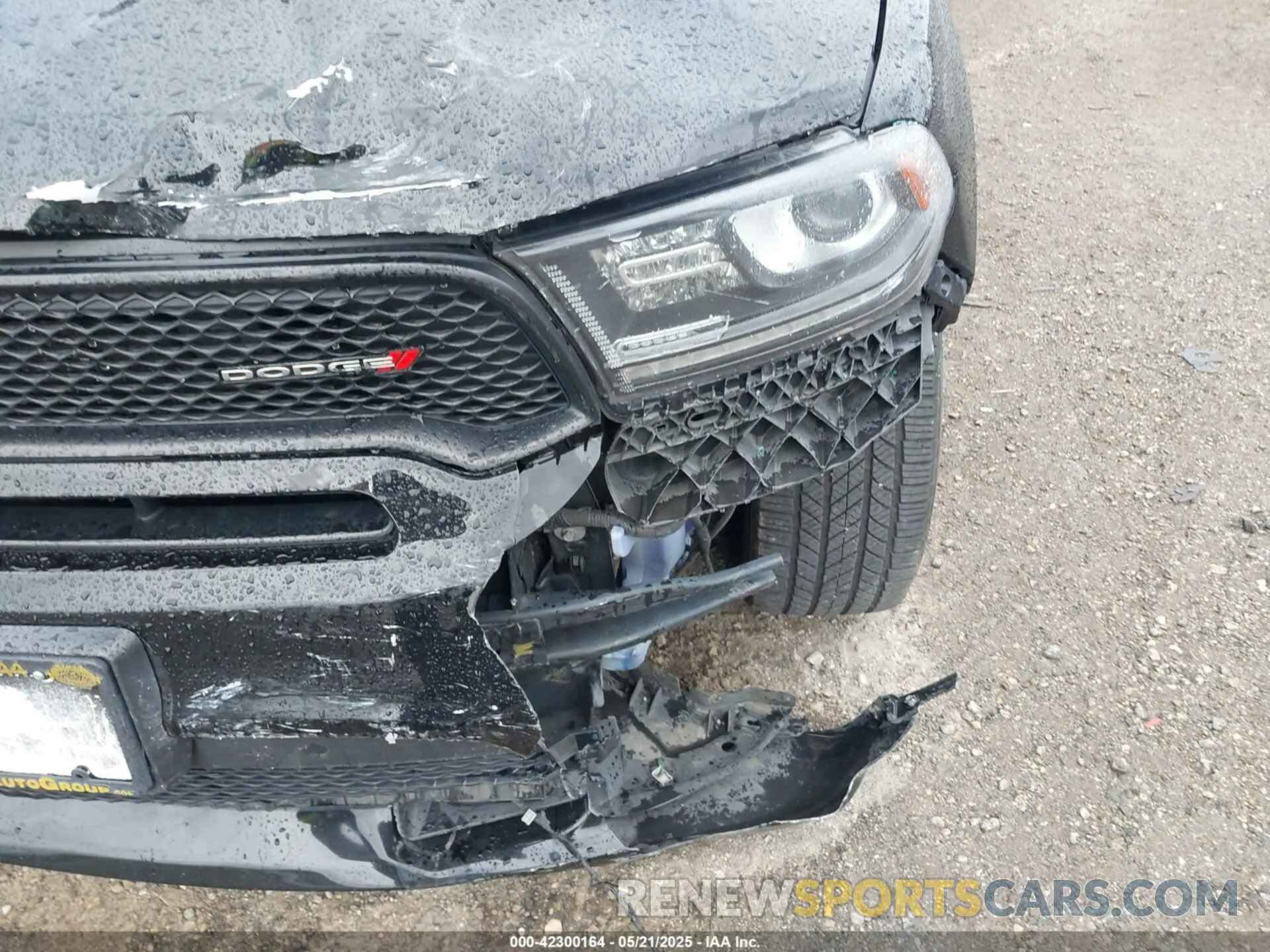 6 Photograph of a damaged car 1C4SDJCT2KC770937 DODGE DURANGO 2019