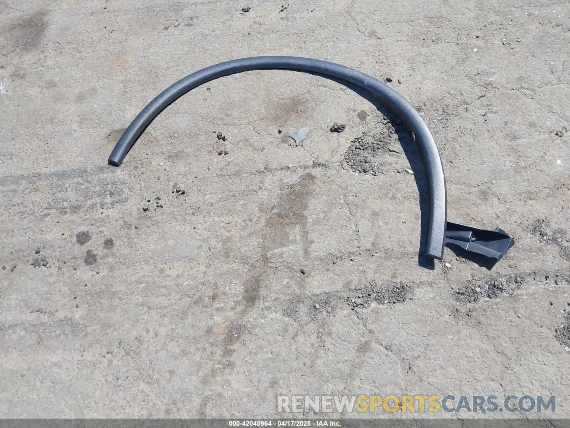 12 Photograph of a damaged car 1C4SDJCT4KC550943 DODGE DURANGO 2019