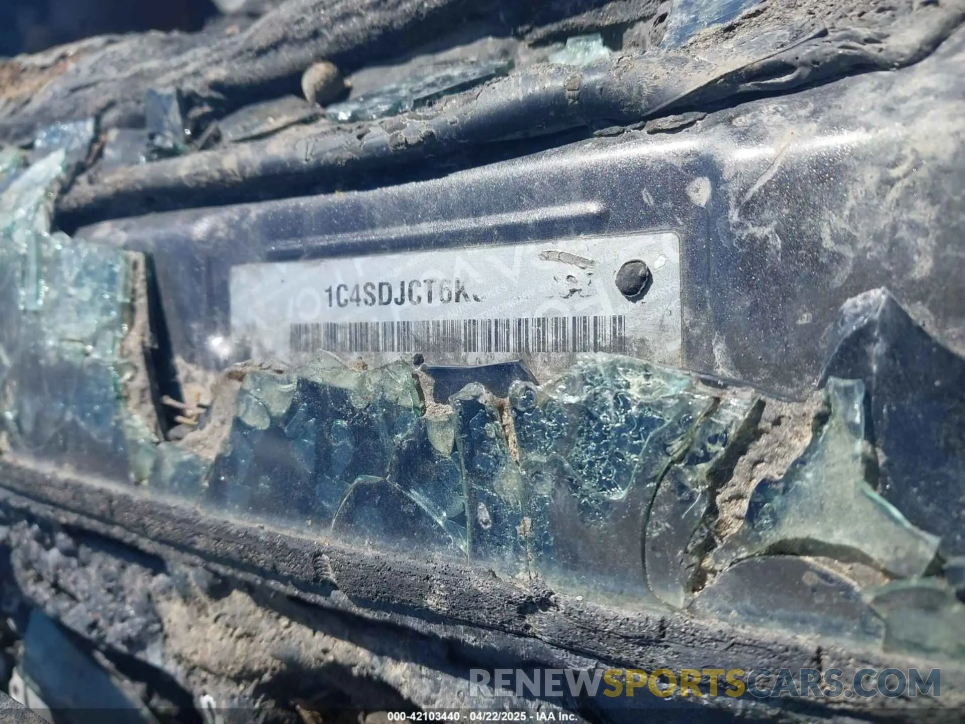 9 Photograph of a damaged car 1C4SDJCT6KC622855 DODGE DURANGO 2019