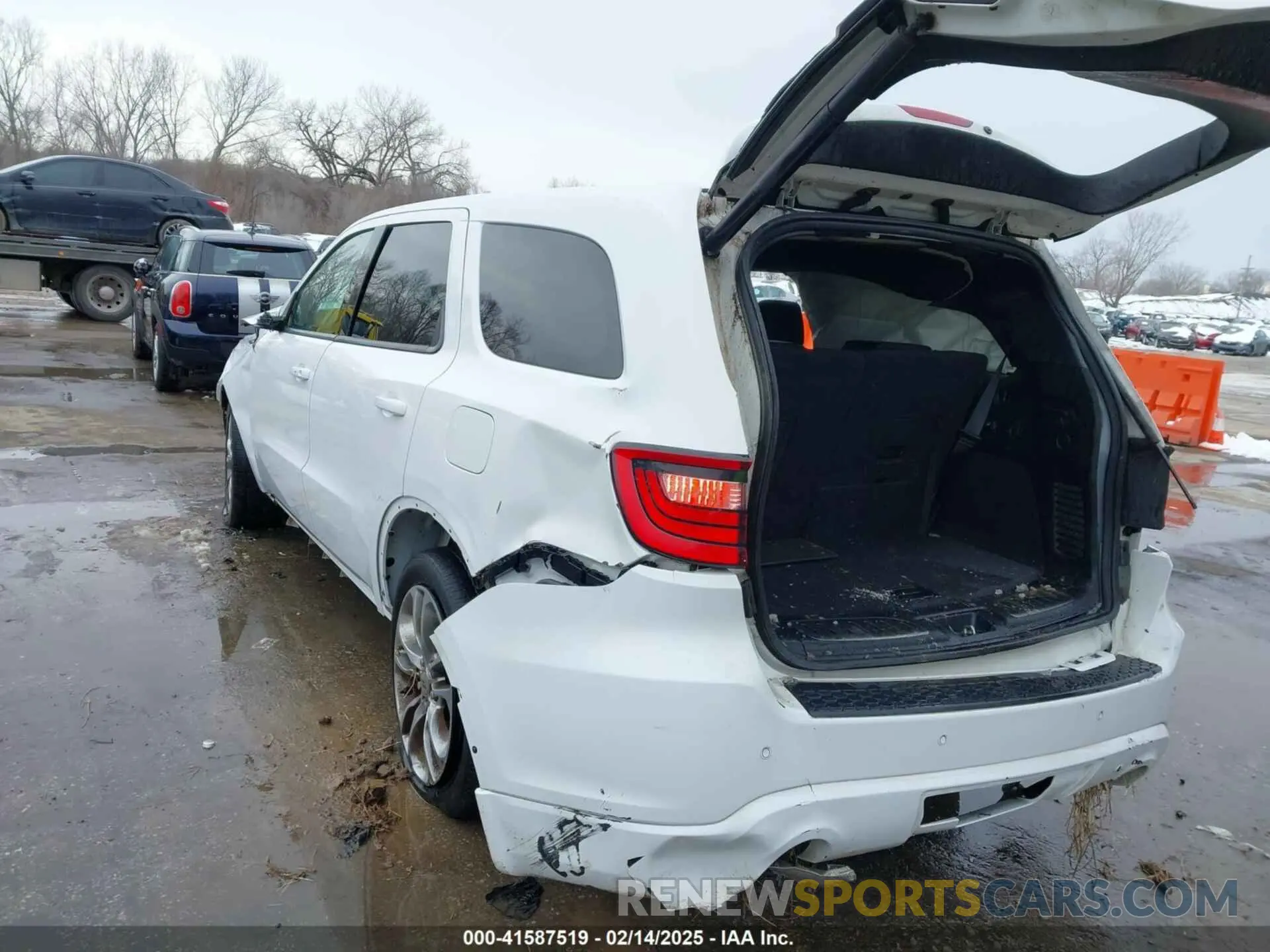 3 Photograph of a damaged car 1C4SDJCT7KC576002 DODGE DURANGO 2019