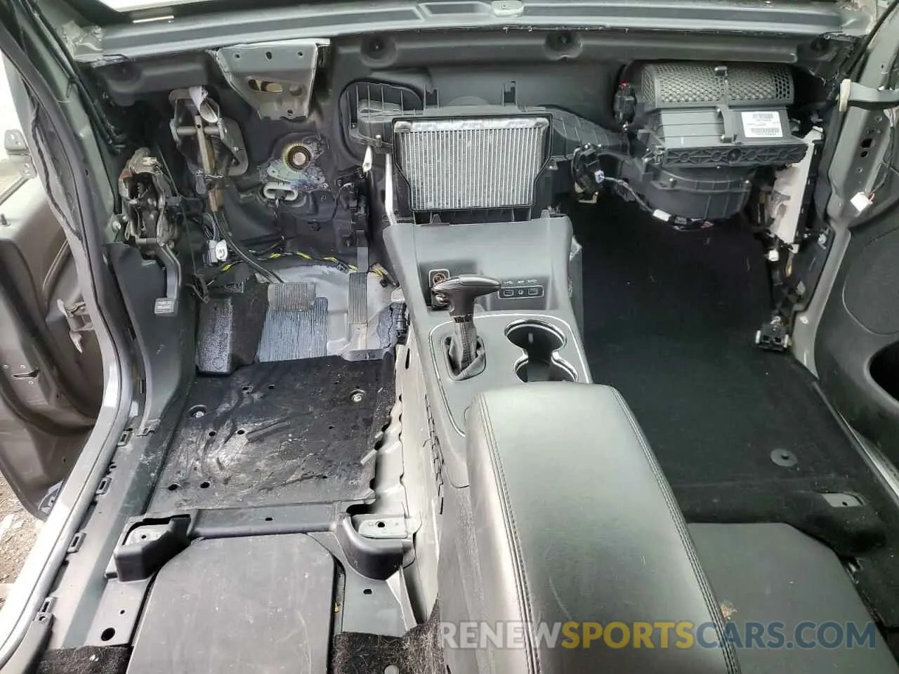 8 Photograph of a damaged car 1C4SDJCT9KC848257 DODGE DURANGO 2019