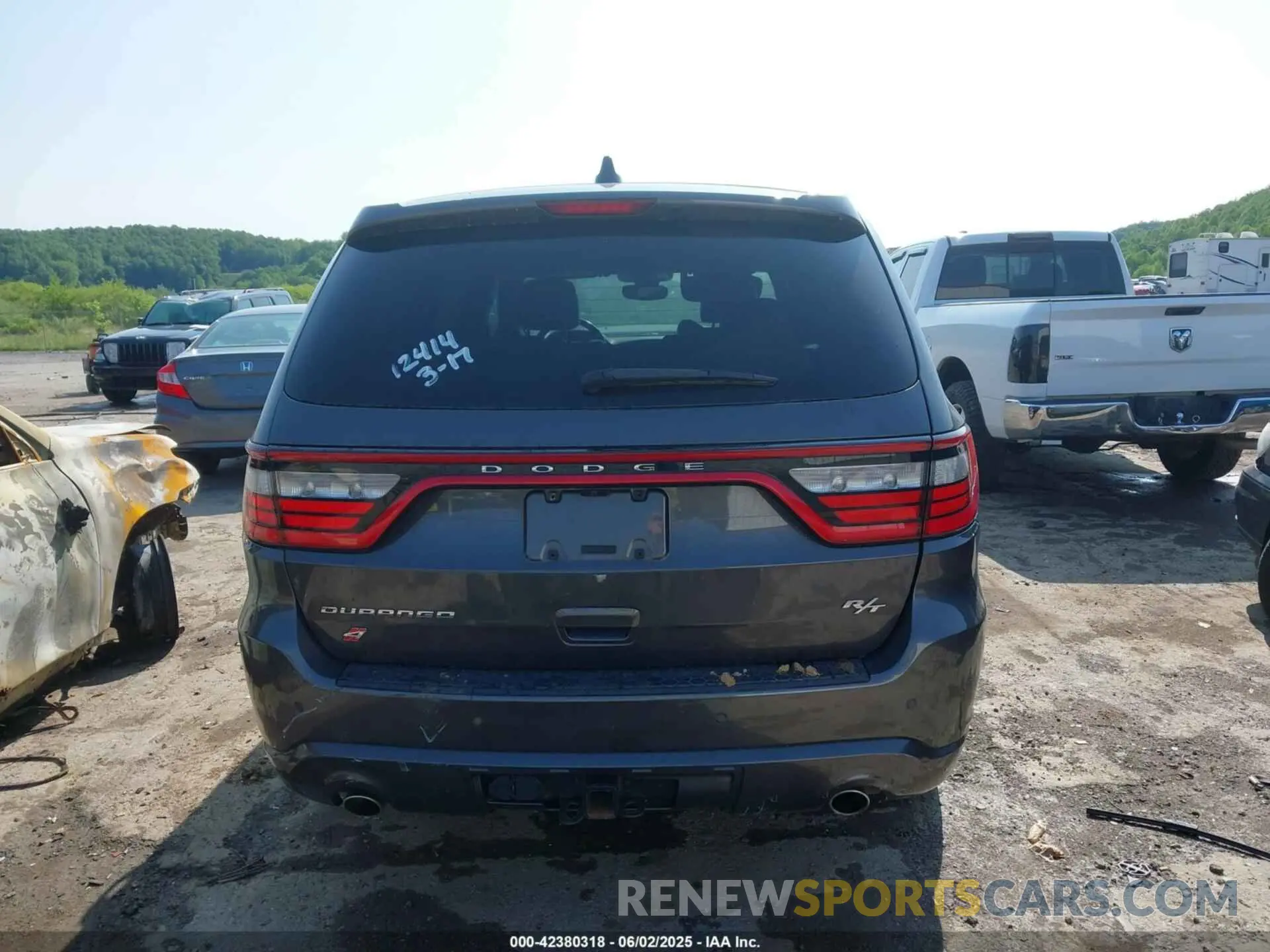 17 Photograph of a damaged car 1C4SDJCTXKC740858 DODGE DURANGO 2019