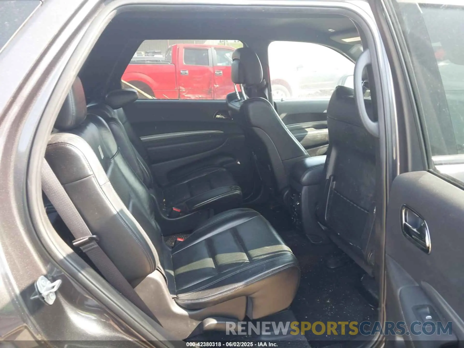 8 Photograph of a damaged car 1C4SDJCTXKC740858 DODGE DURANGO 2019