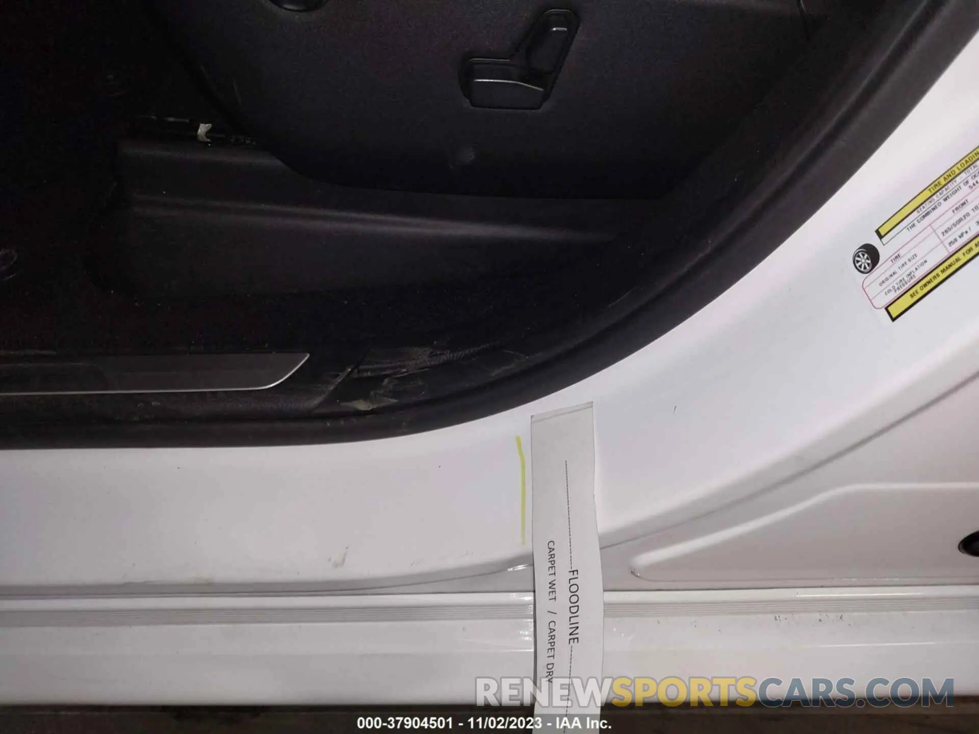 6 Photograph of a damaged car 1C4SDJCTXKC799134 DODGE DURANGO 2019
