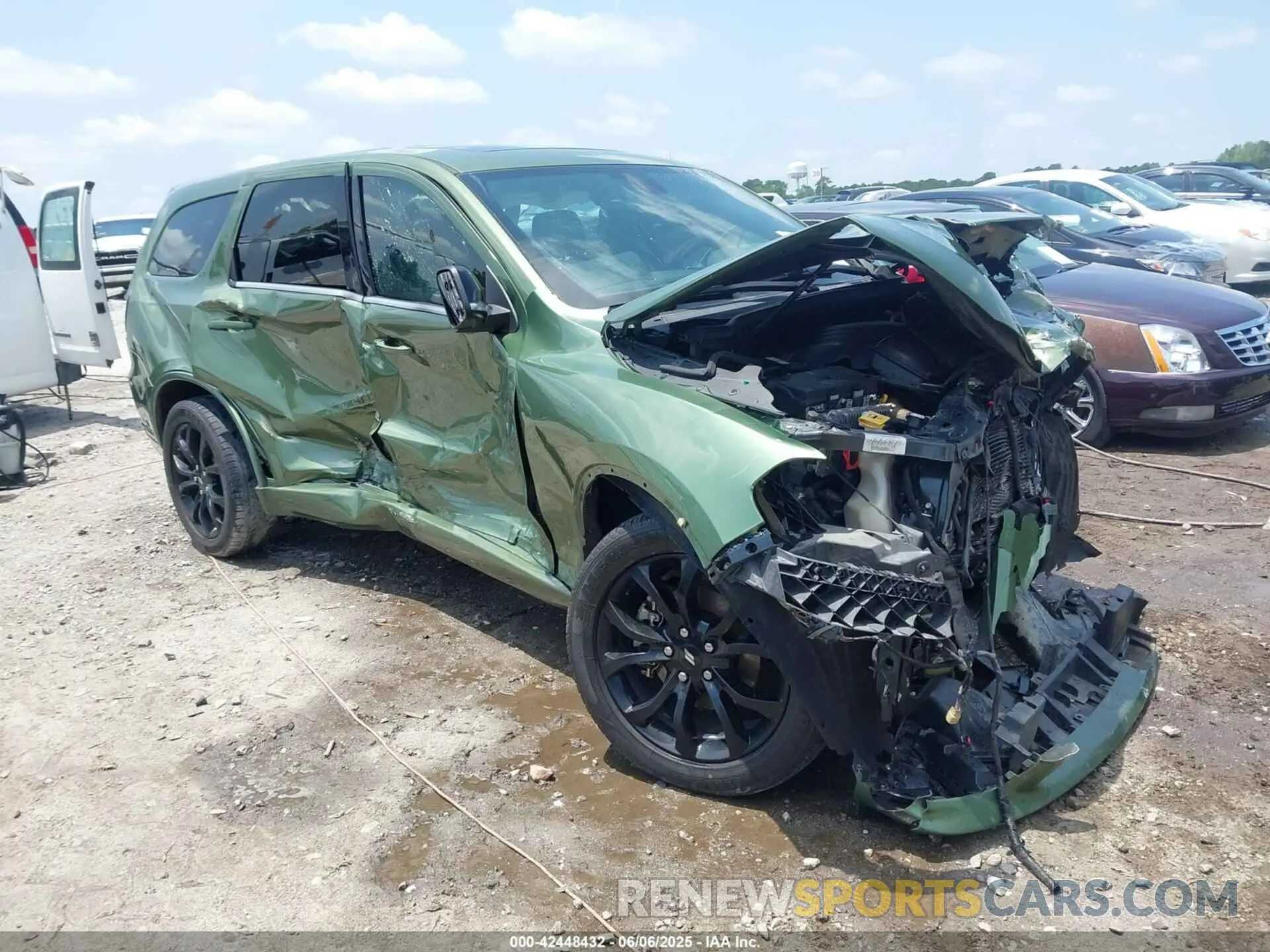 1 Photograph of a damaged car 1C4SDJCTXKC844671 DODGE DURANGO 2019