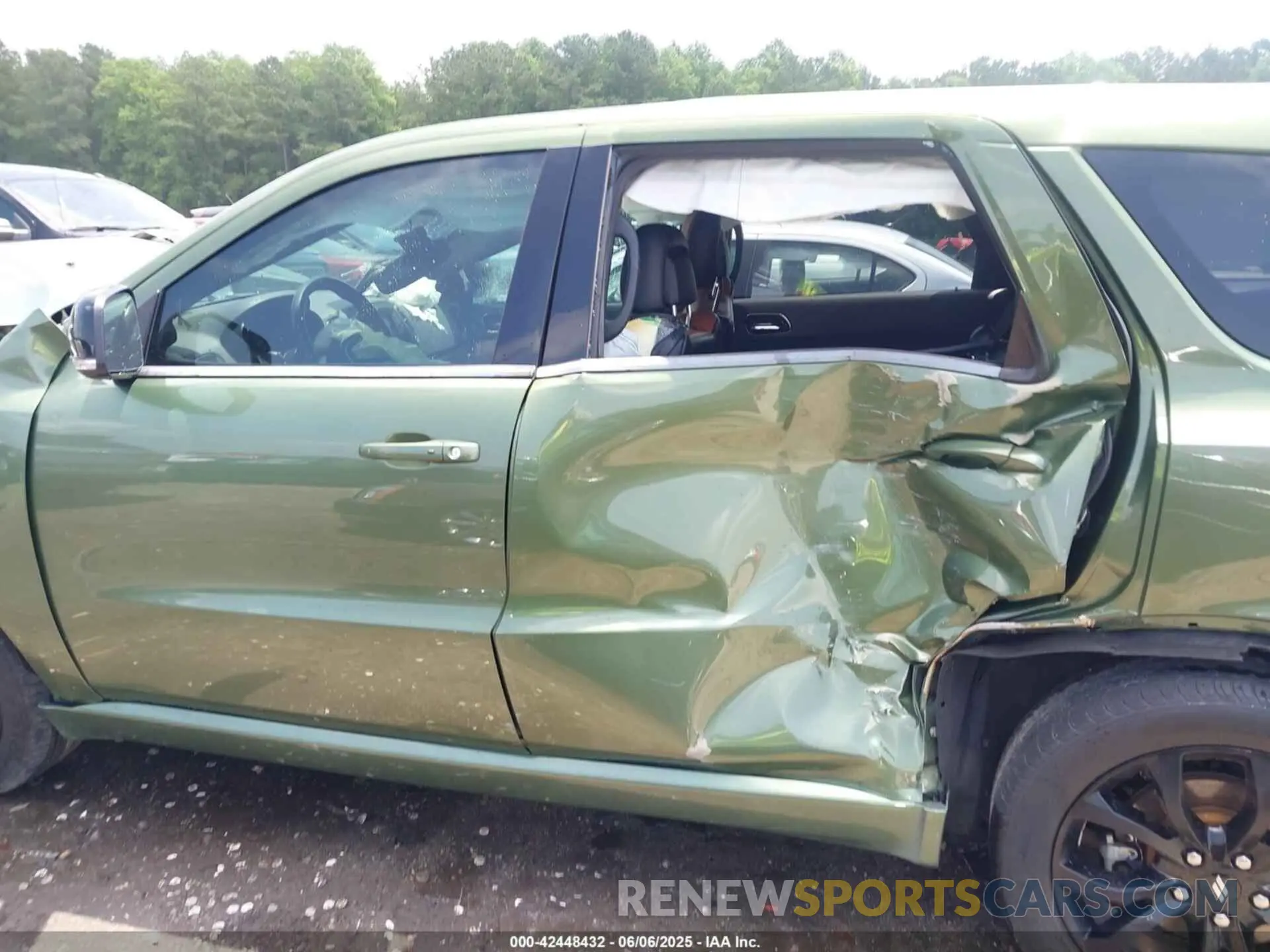 13 Photograph of a damaged car 1C4SDJCTXKC844671 DODGE DURANGO 2019