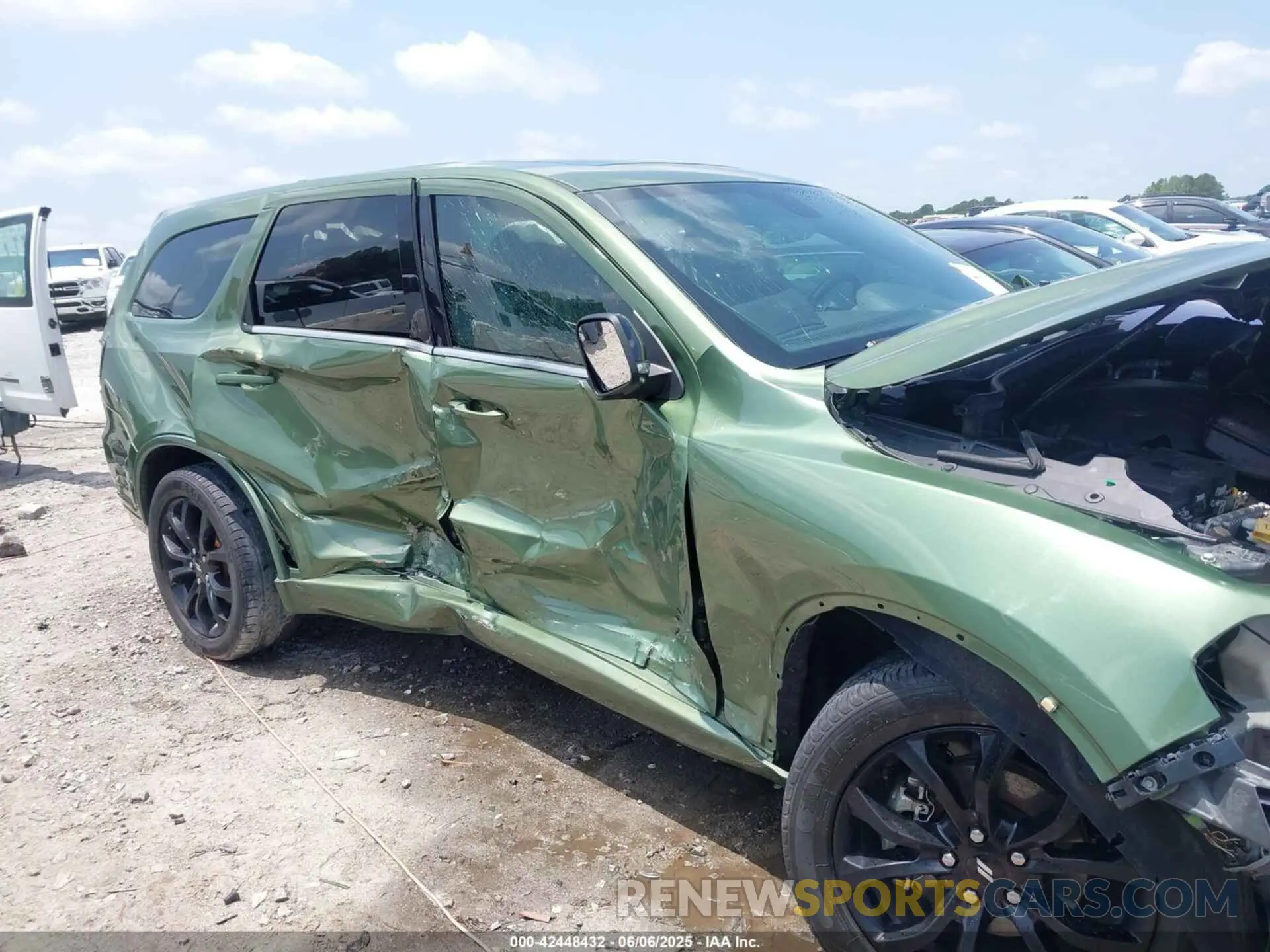 16 Photograph of a damaged car 1C4SDJCTXKC844671 DODGE DURANGO 2019