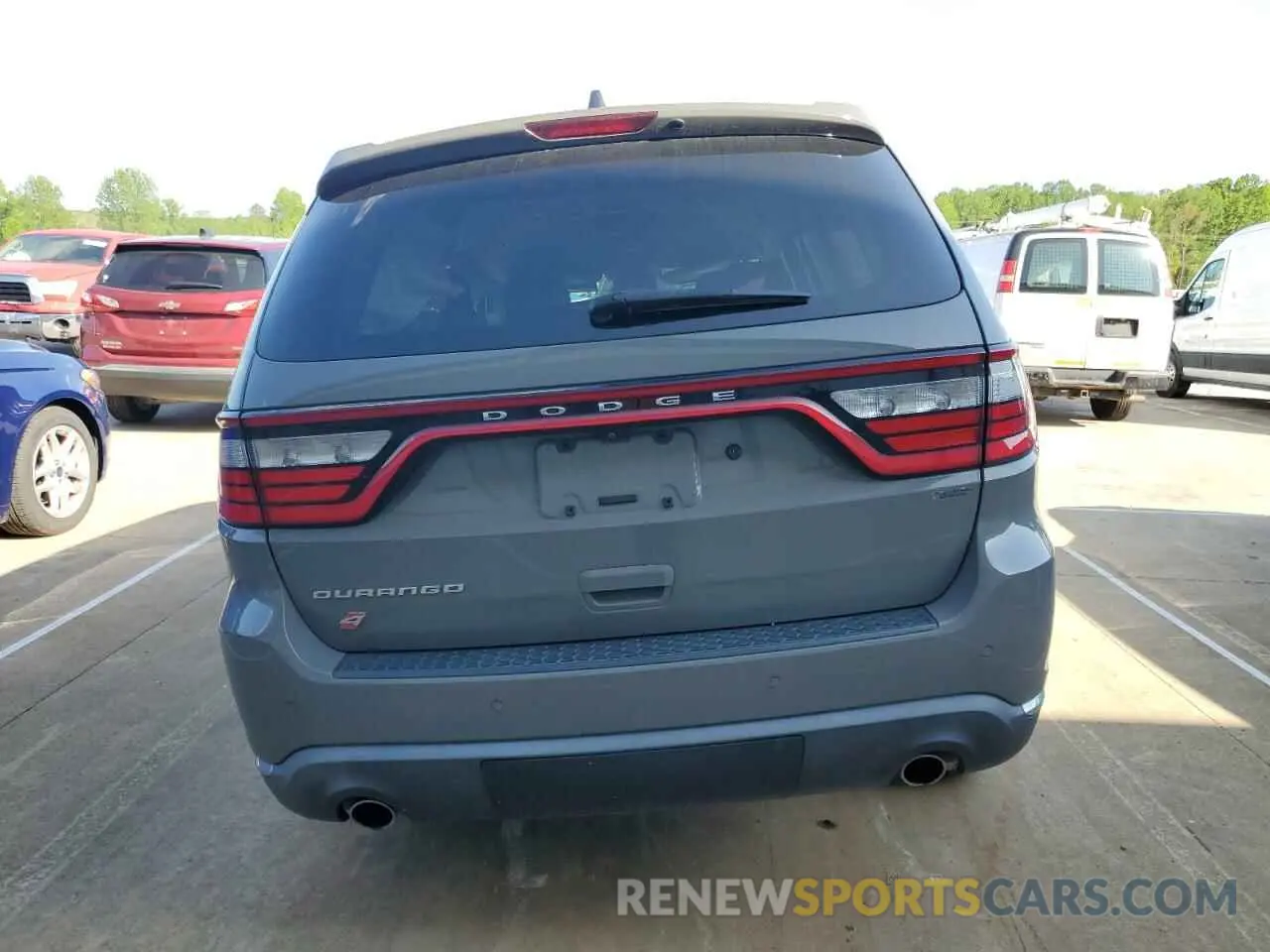 6 Photograph of a damaged car 1C4SDJFT0KC754019 DODGE DURANGO 2019