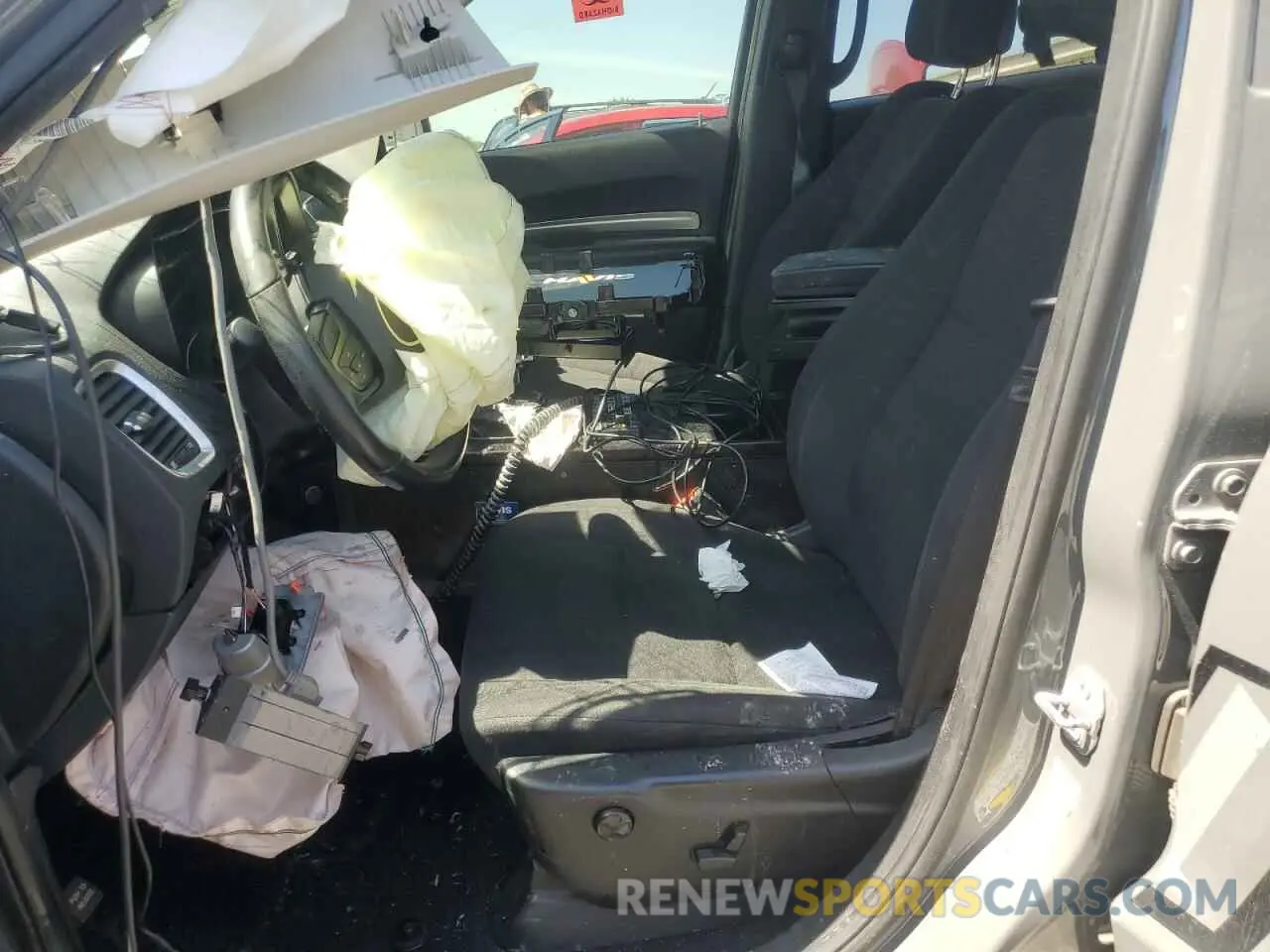 7 Photograph of a damaged car 1C4SDJFT0KC754019 DODGE DURANGO 2019