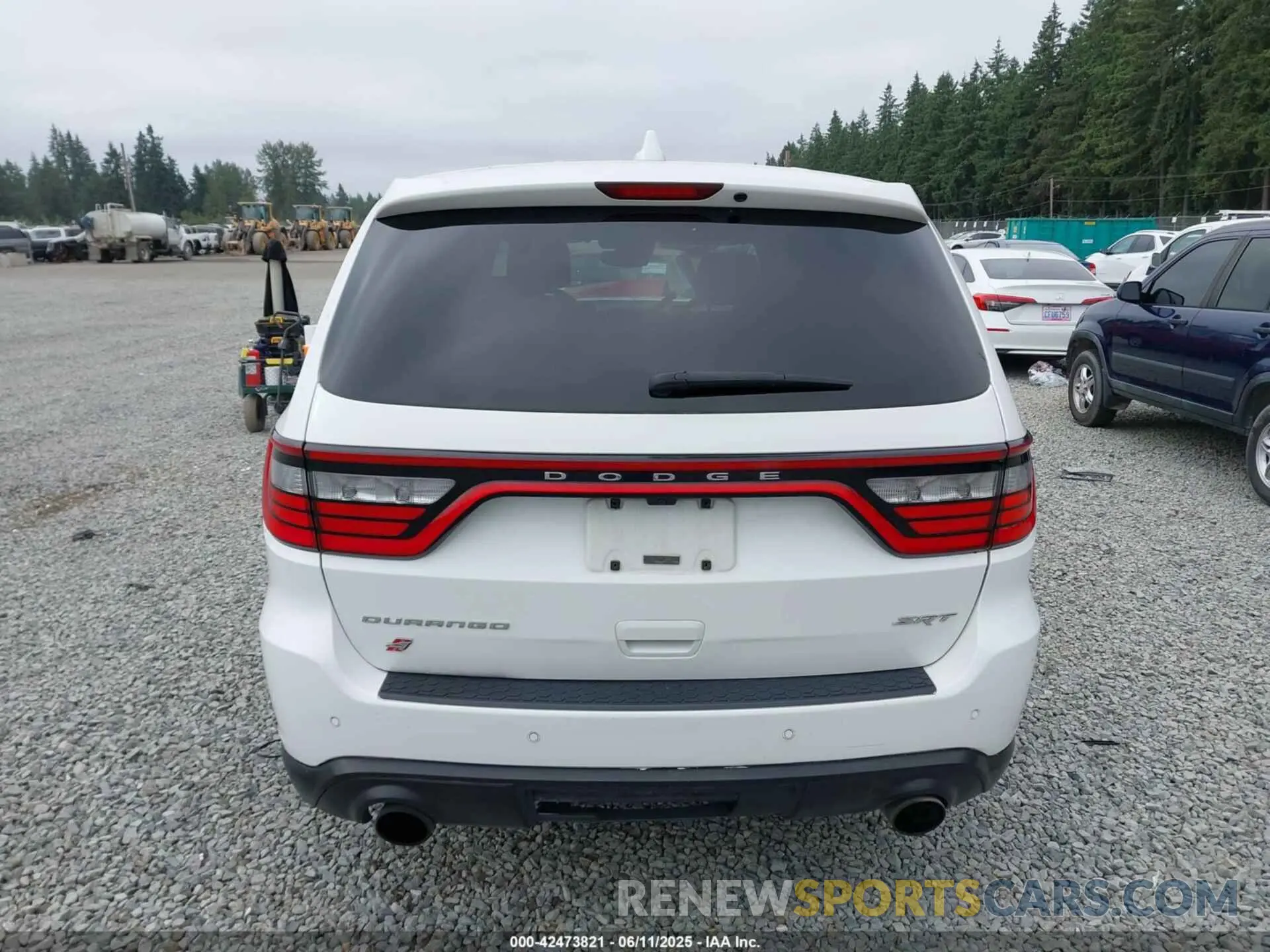 16 Photograph of a damaged car 1C4SDJGJ0KC581440 DODGE DURANGO 2019