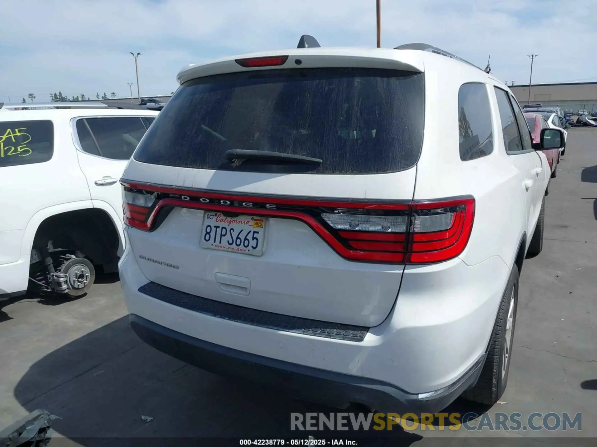 17 Photograph of a damaged car 1C4RDHAG3LC381125 DODGE DURANGO 2020