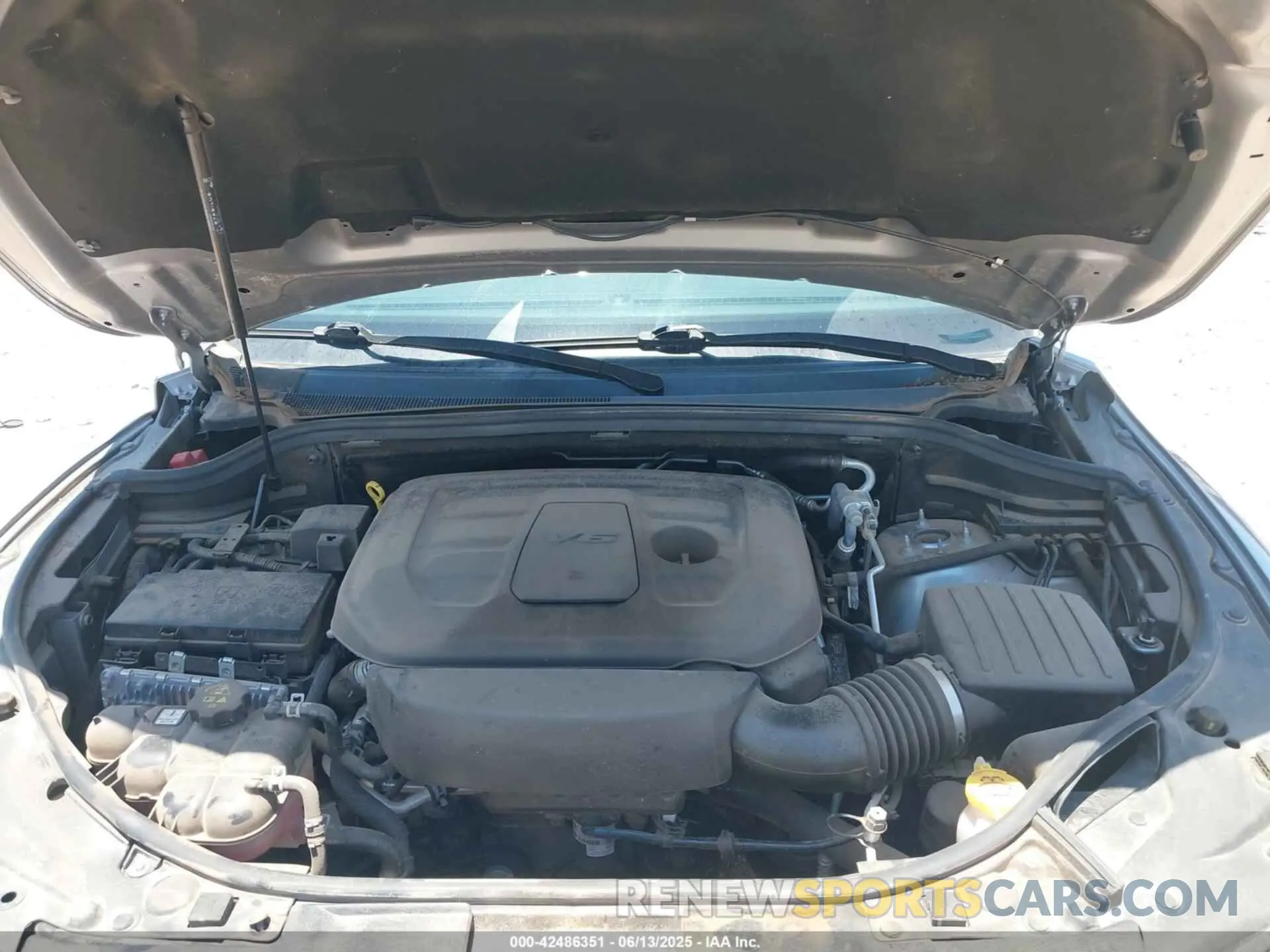 10 Photograph of a damaged car 1C4RDHAG8LC307571 DODGE DURANGO 2020