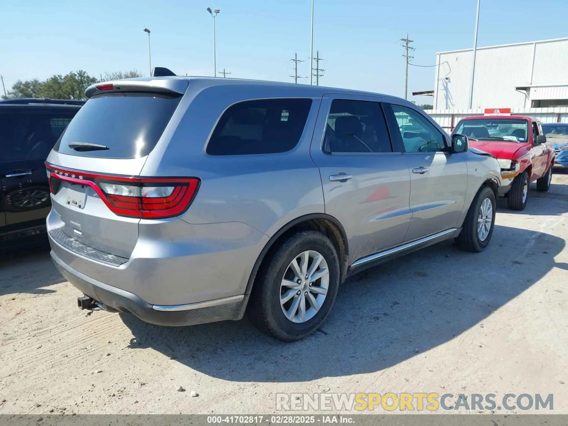 4 Photograph of a damaged car 1C4RDHAGXLC258230 DODGE DURANGO 2020