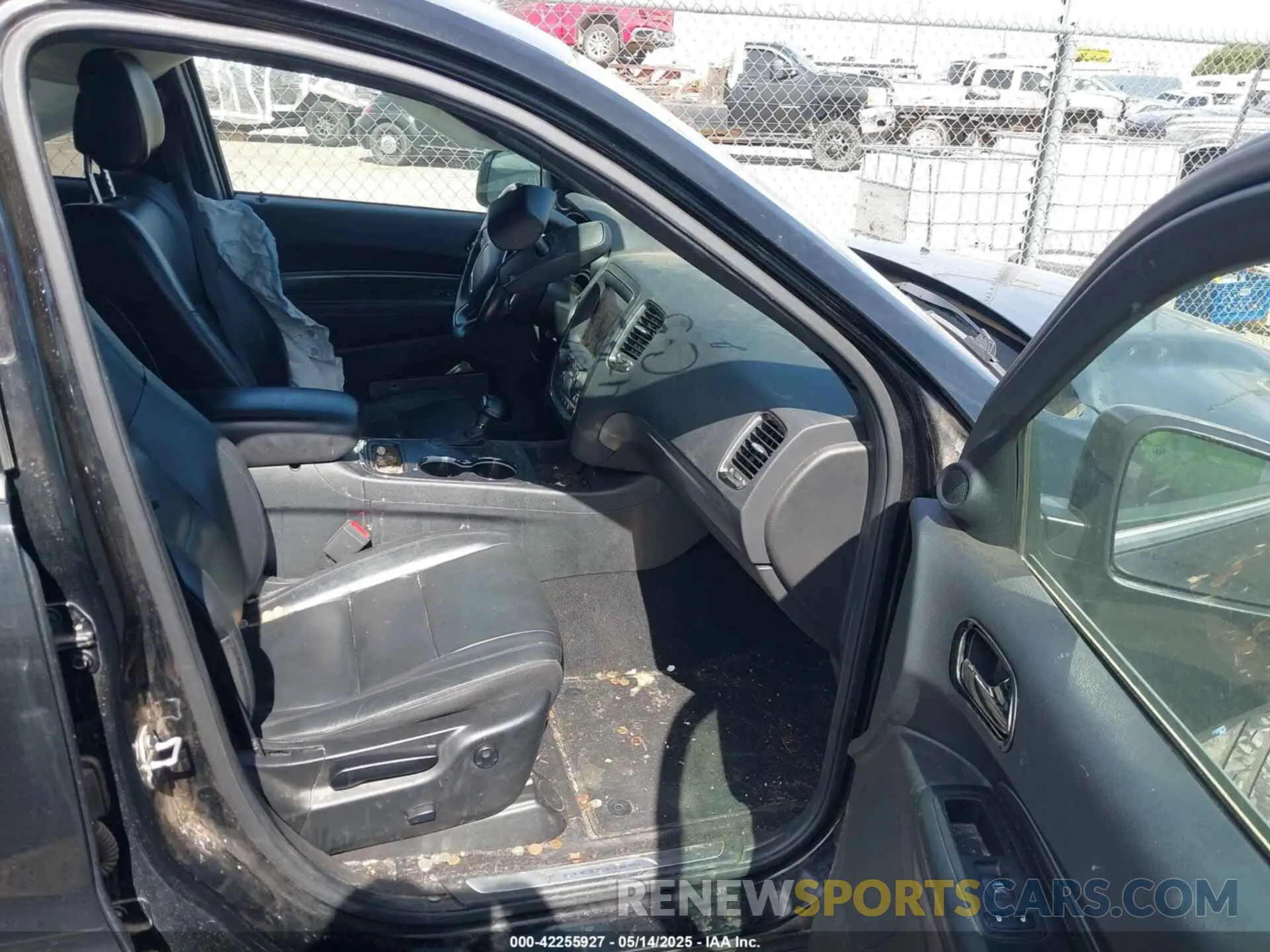 5 Photograph of a damaged car 1C4RDHDG0LC142062 DODGE DURANGO 2020