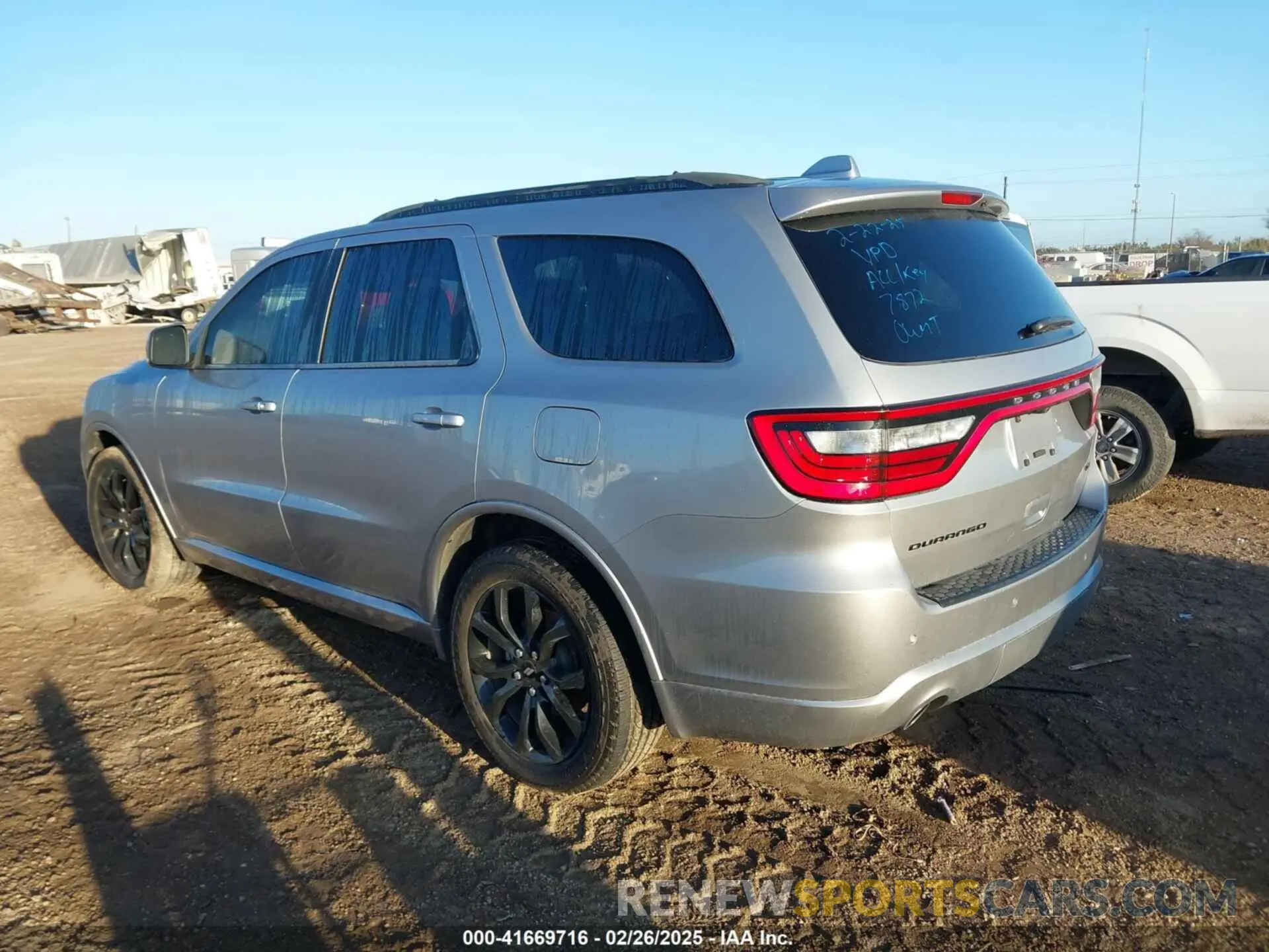 3 Photograph of a damaged car 1C4RDHDG3LC381119 DODGE DURANGO 2020