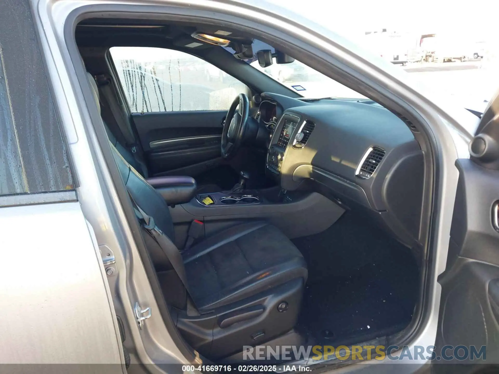 5 Photograph of a damaged car 1C4RDHDG3LC381119 DODGE DURANGO 2020