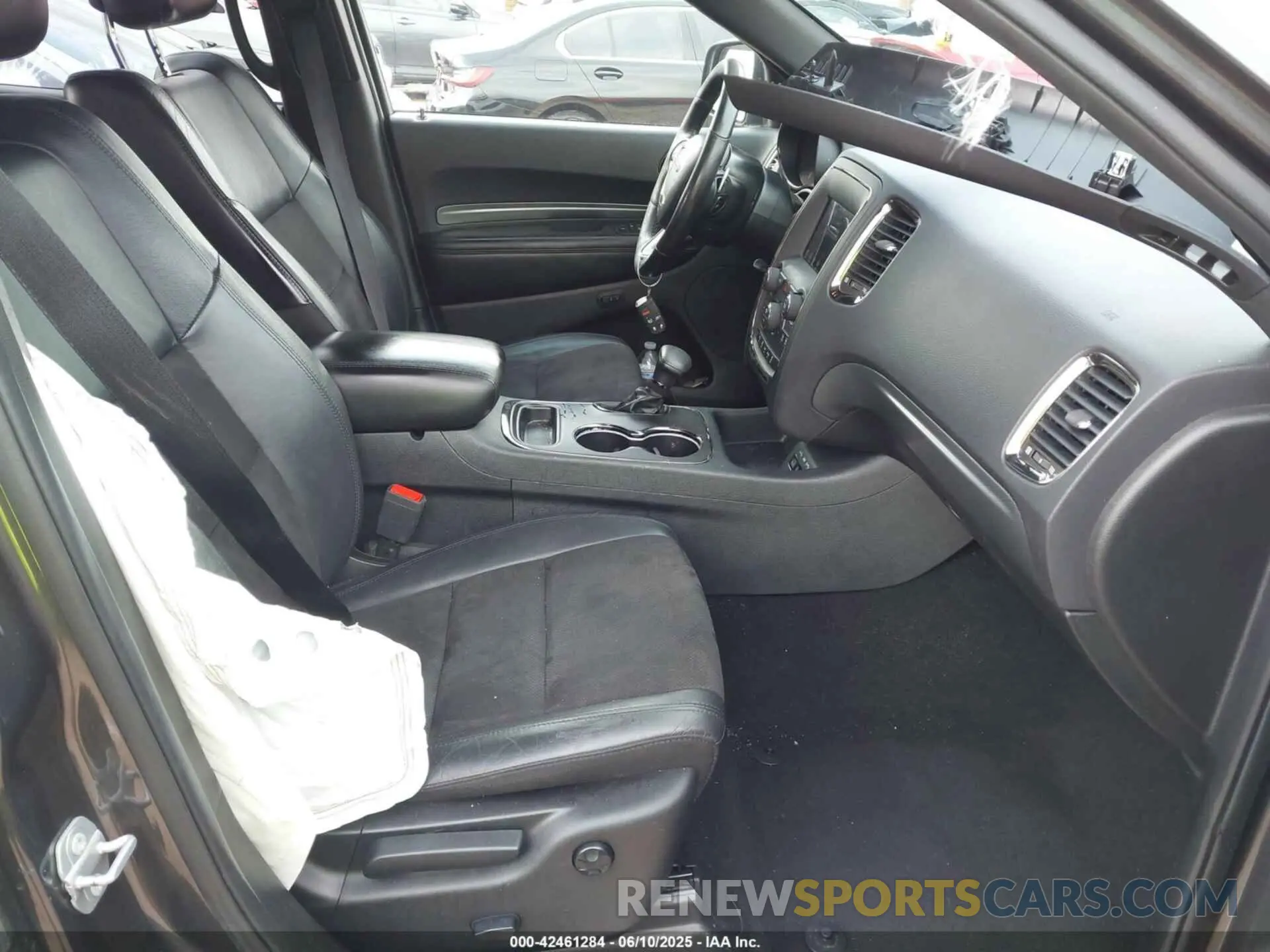 5 Photograph of a damaged car 1C4RDHDG6LC259550 DODGE DURANGO 2020