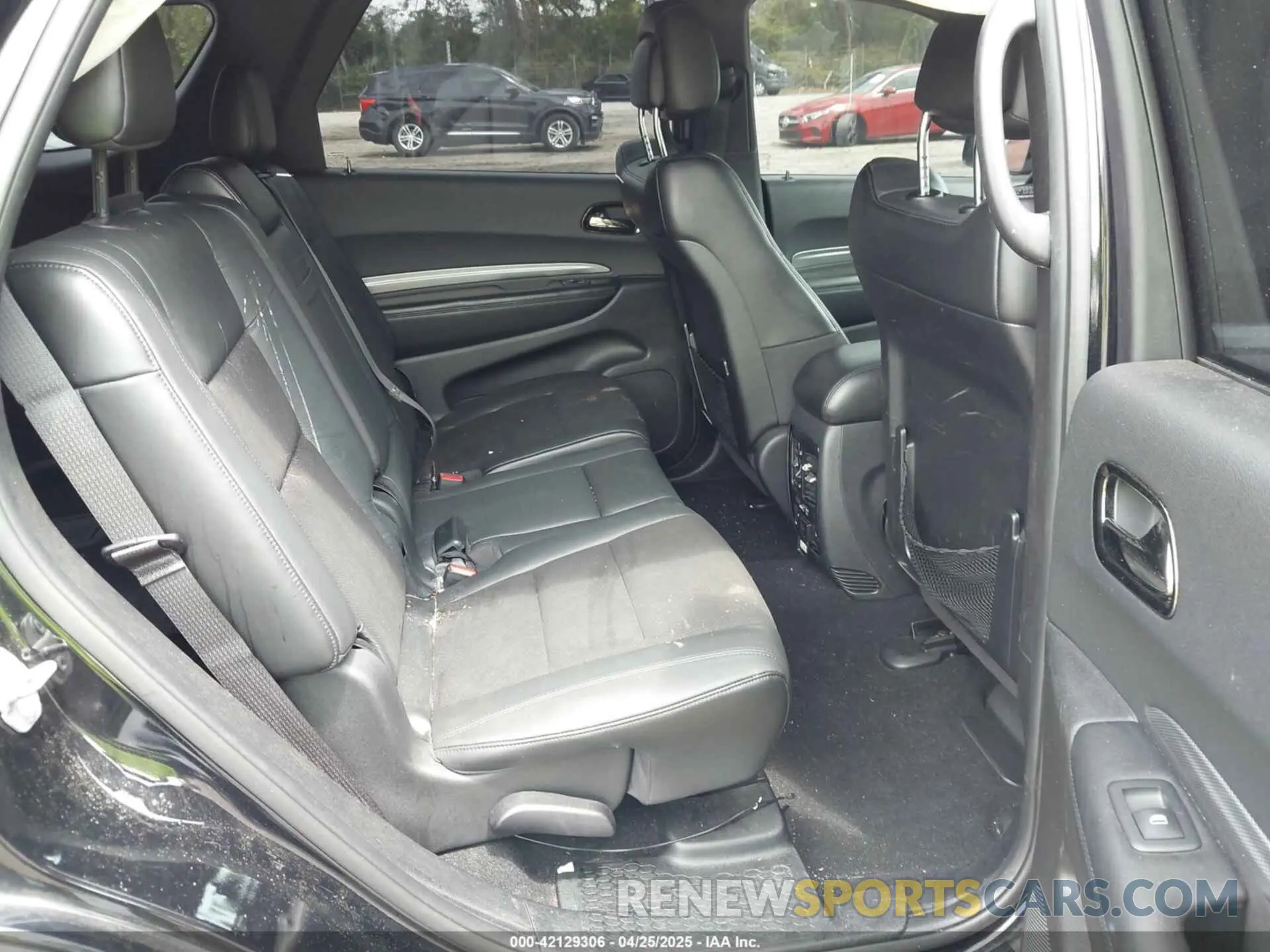 8 Photograph of a damaged car 1C4RDHDG6LC352925 DODGE DURANGO 2020