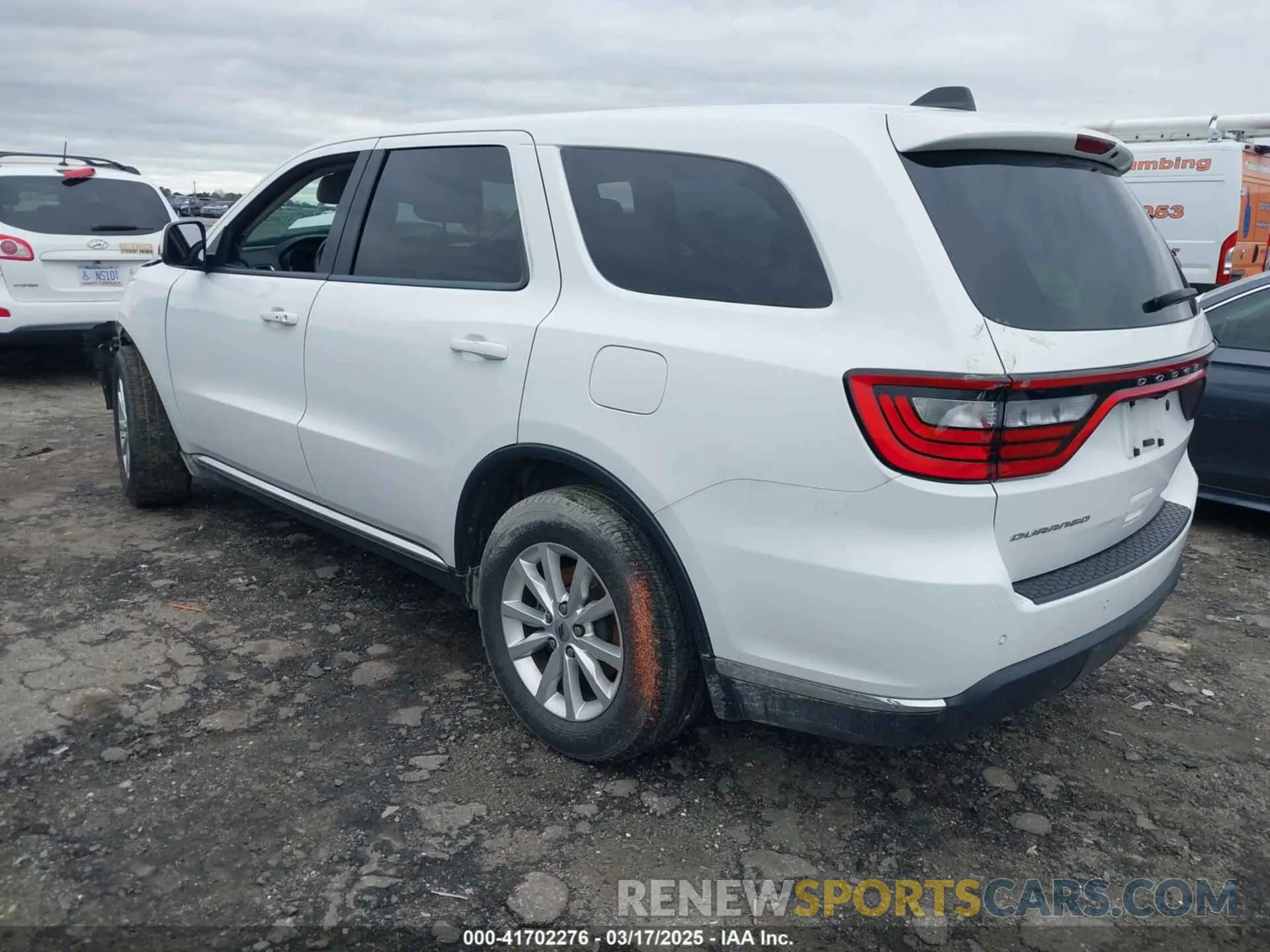 3 Photograph of a damaged car 1C4RDHFG9LC441546 DODGE DURANGO 2020
