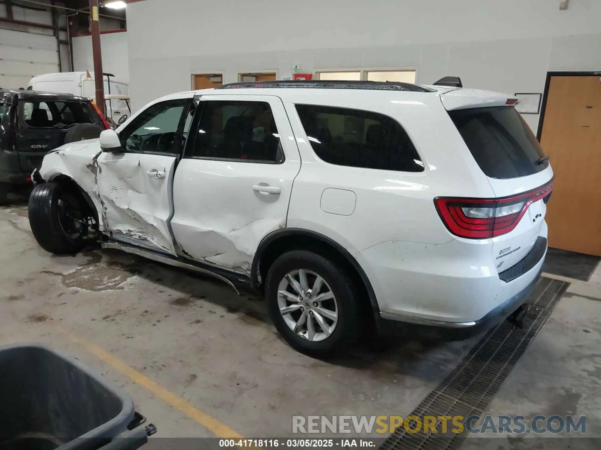 3 Photograph of a damaged car 1C4RDJAG3LC220894 DODGE DURANGO 2020