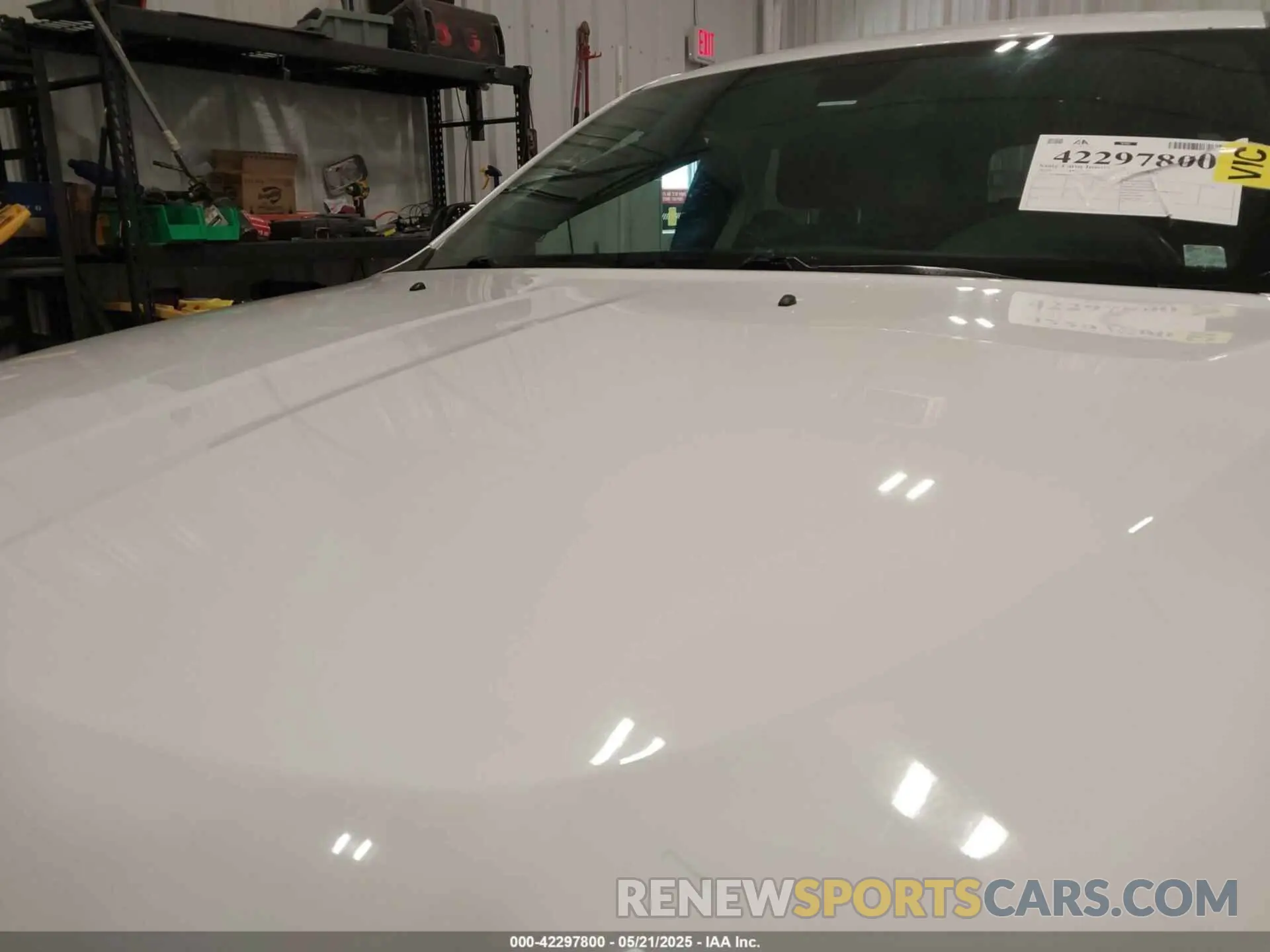 18 Photograph of a damaged car 1C4RDJDG0LC161766 DODGE DURANGO 2020