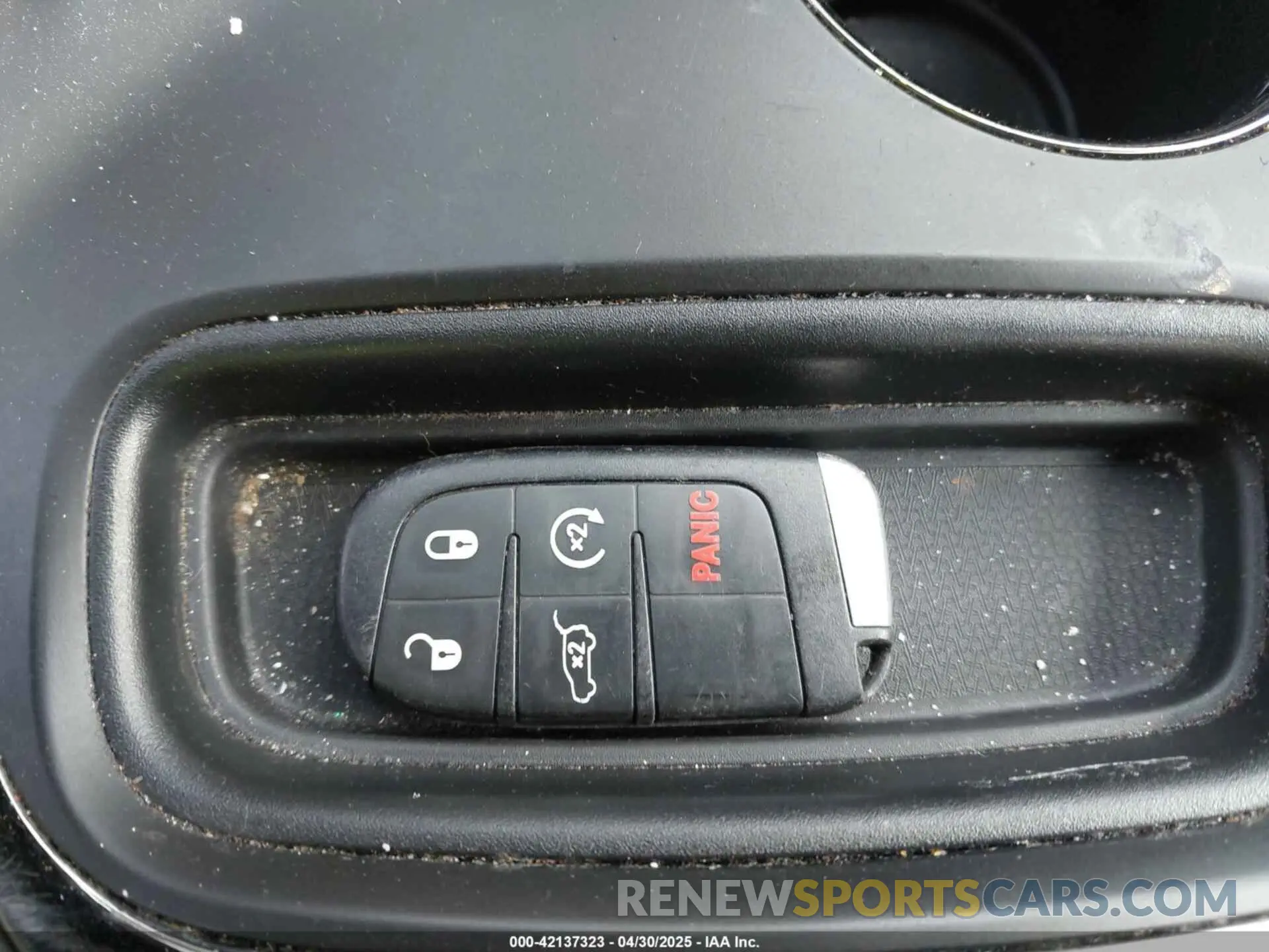 11 Photograph of a damaged car 1C4RDJDG0LC261866 DODGE DURANGO 2020