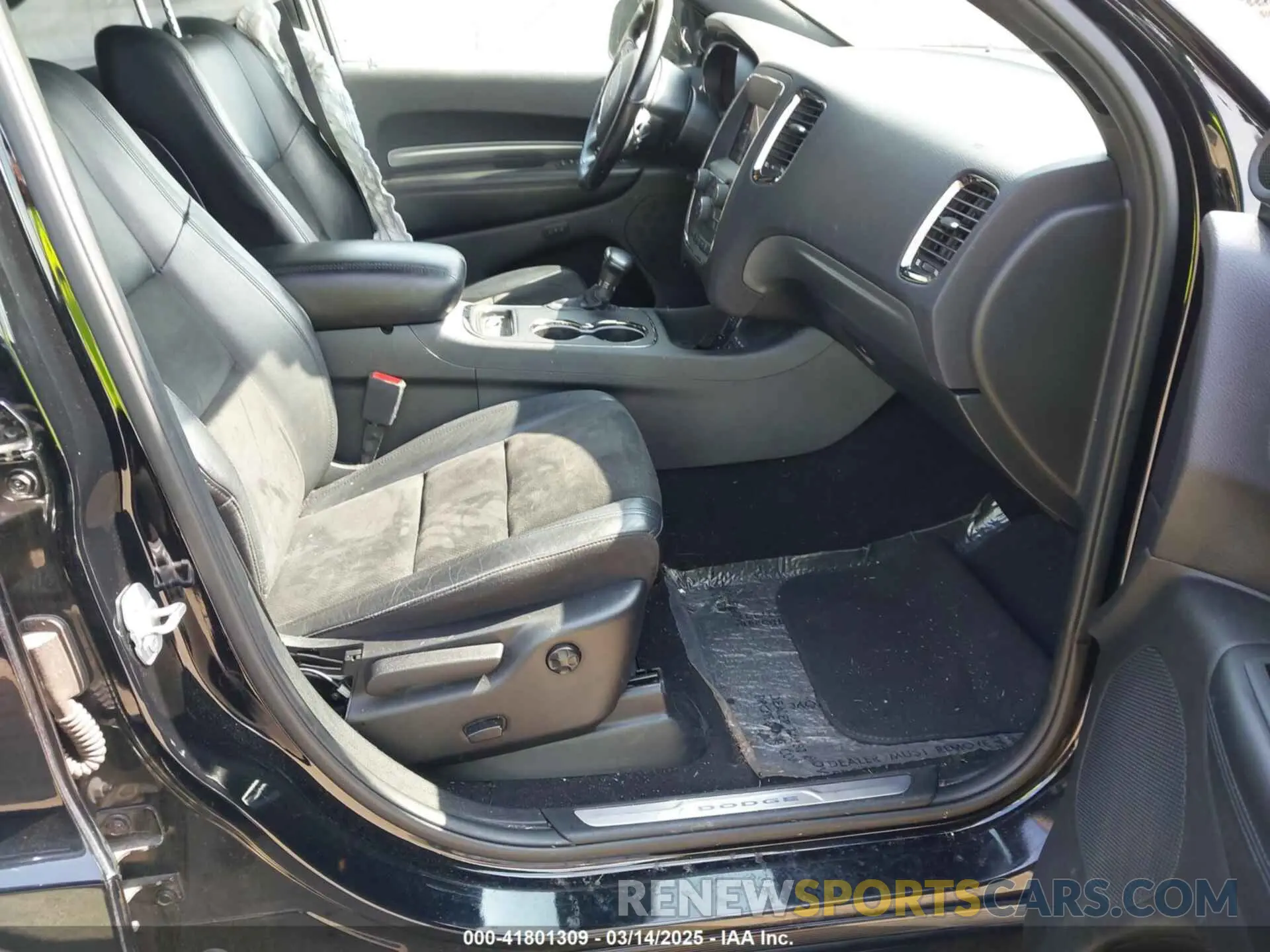 5 Photograph of a damaged car 1C4RDJDG2LC261531 DODGE DURANGO 2020
