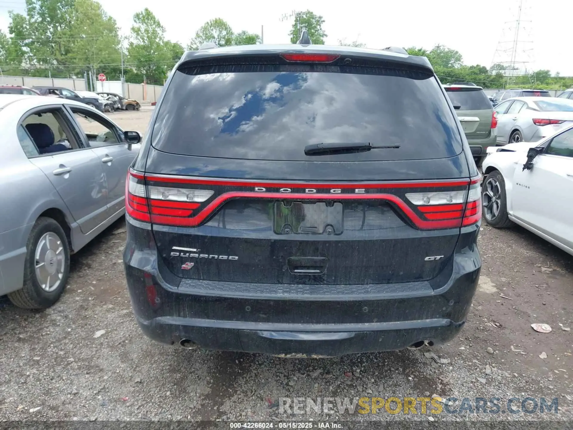 16 Photograph of a damaged car 1C4RDJDG3LC107443 DODGE DURANGO 2020