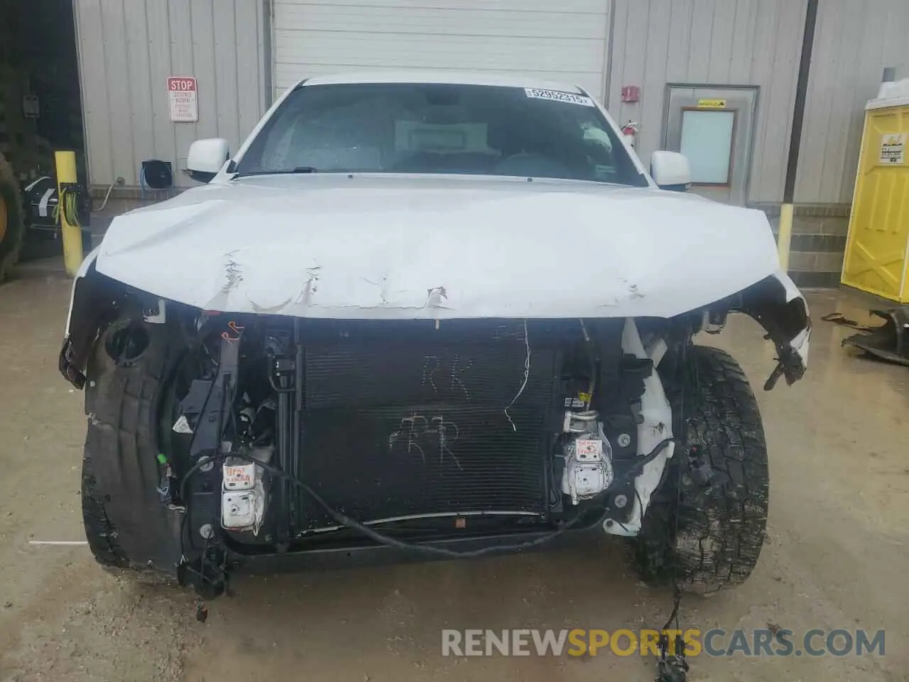 5 Photograph of a damaged car 1C4RDJDG3LC301678 DODGE DURANGO 2020