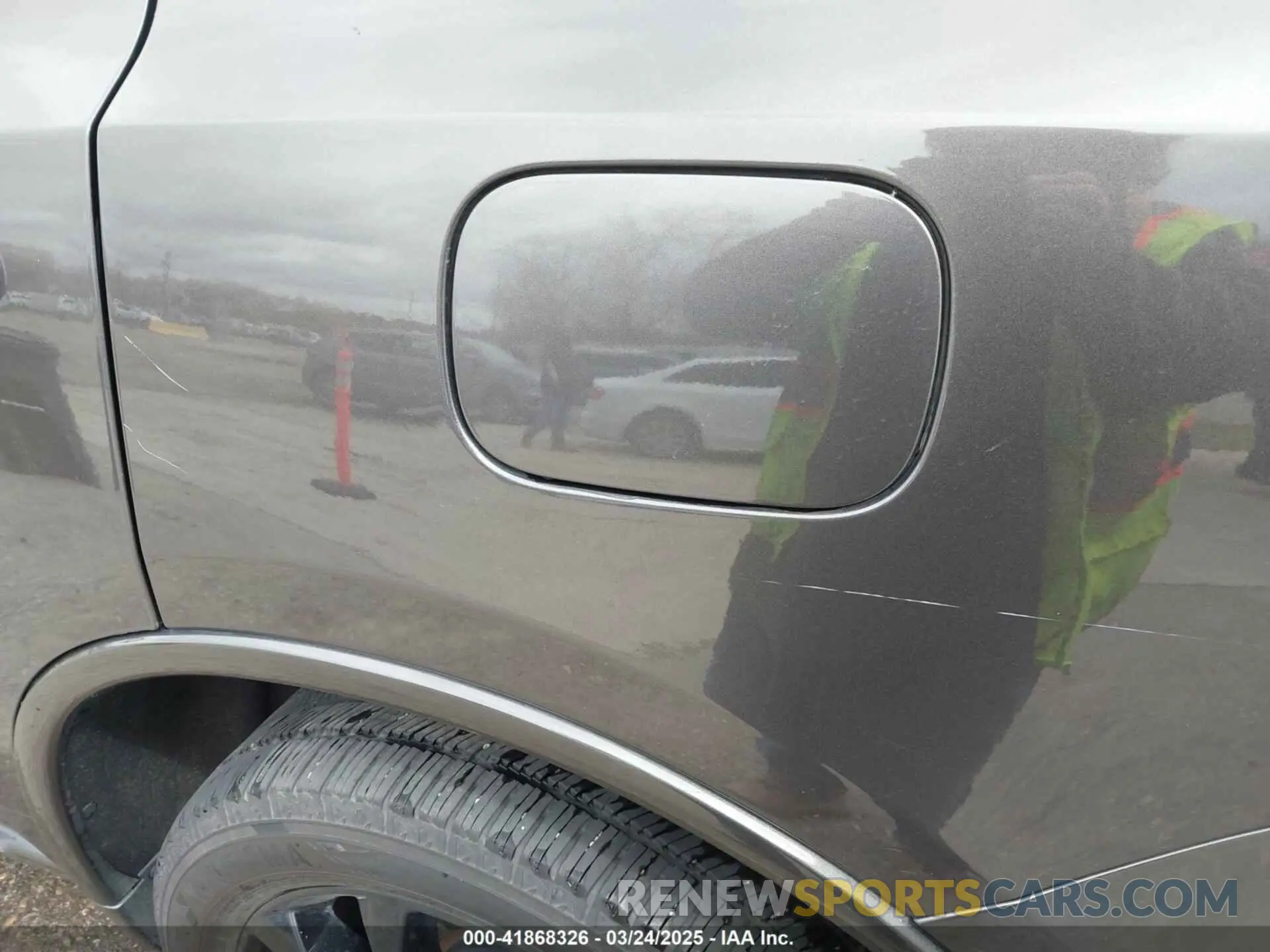 19 Photograph of a damaged car 1C4RDJDG3LC309117 DODGE DURANGO 2020