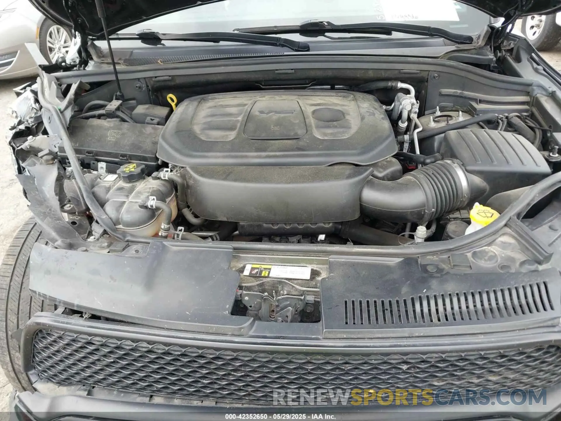 10 Photograph of a damaged car 1C4RDJDG3LC339489 DODGE DURANGO 2020