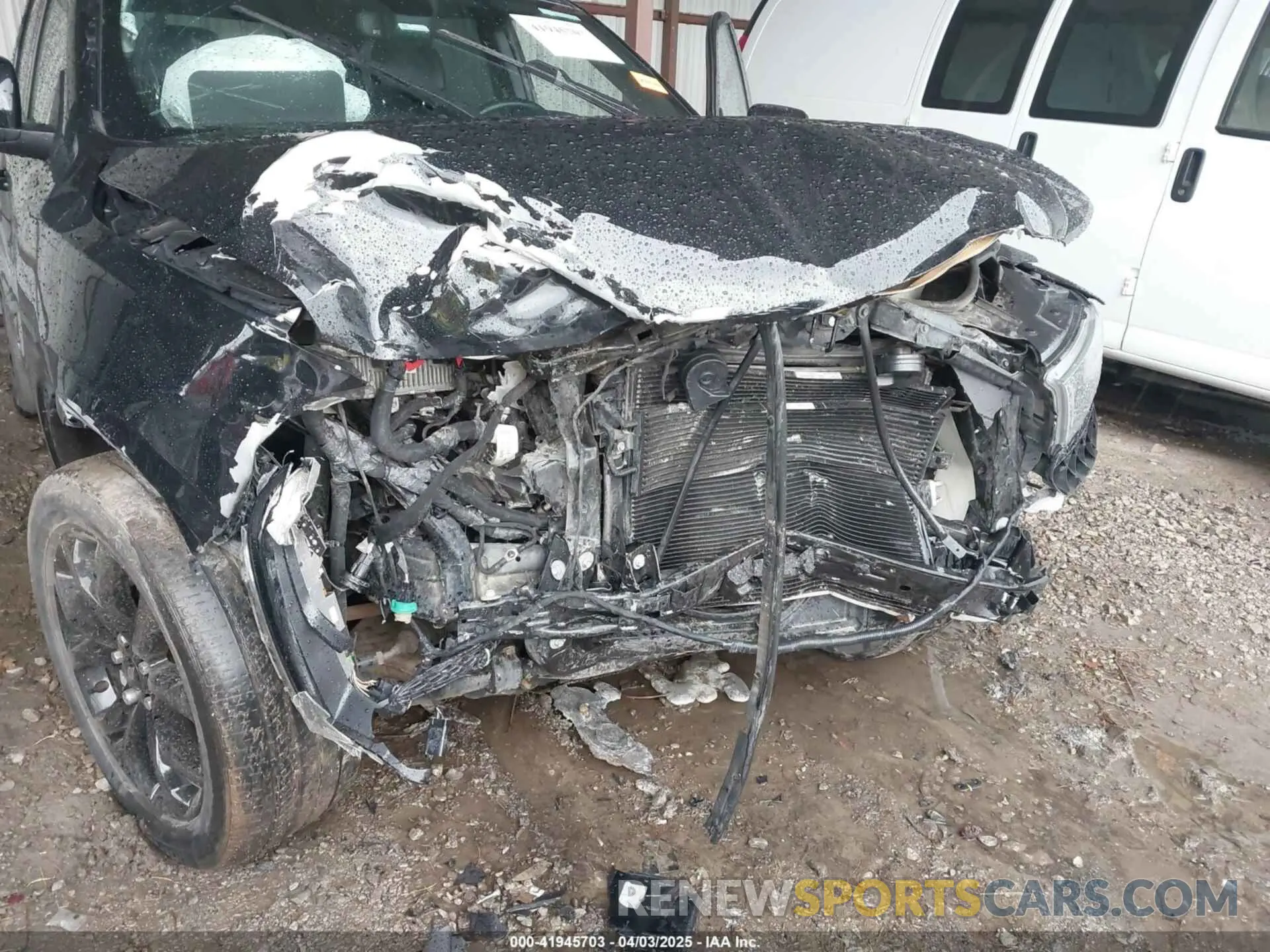 6 Photograph of a damaged car 1C4RDJDG3LC342604 DODGE DURANGO 2020