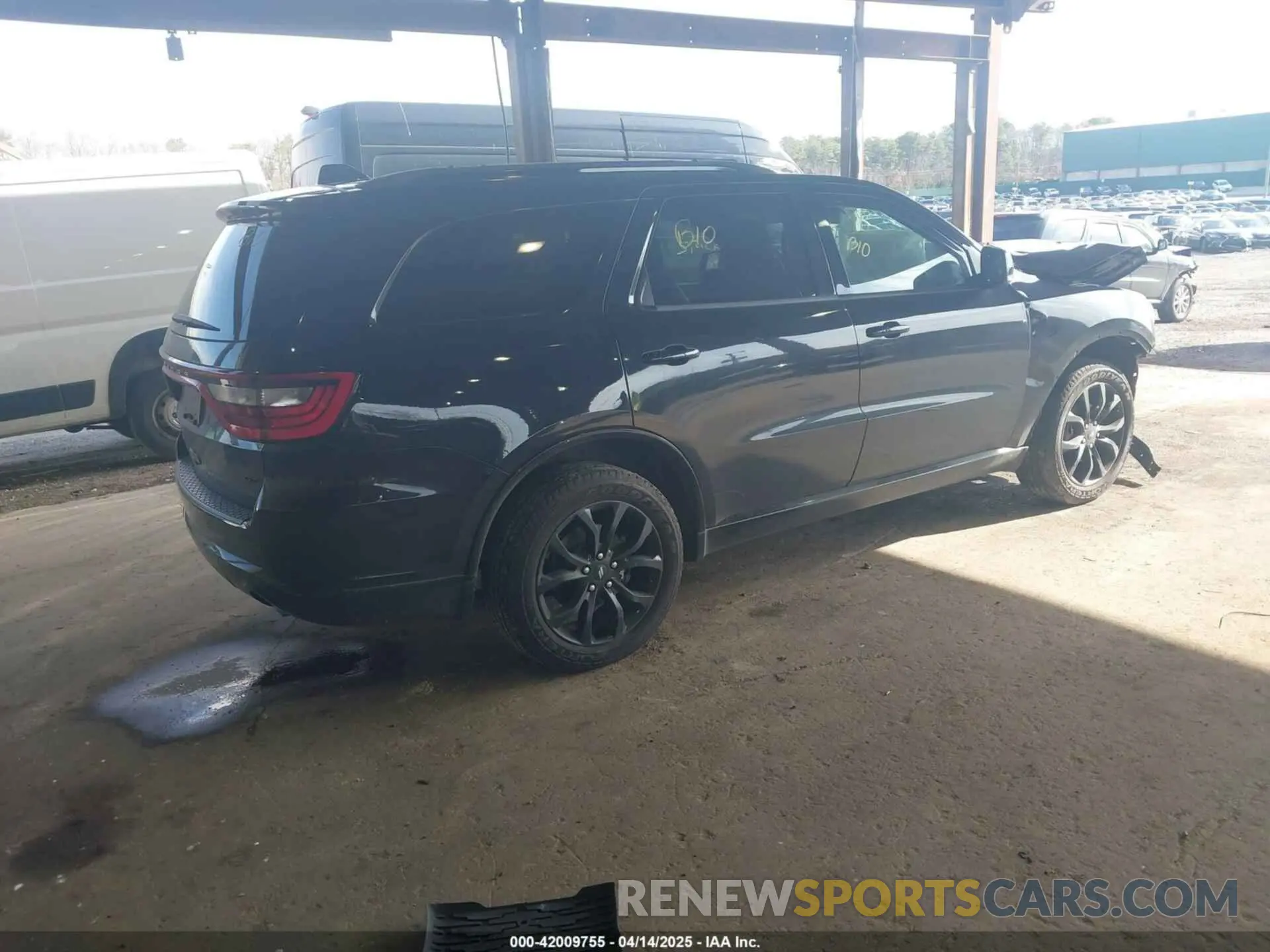 4 Photograph of a damaged car 1C4RDJDG4LC302306 DODGE DURANGO 2020