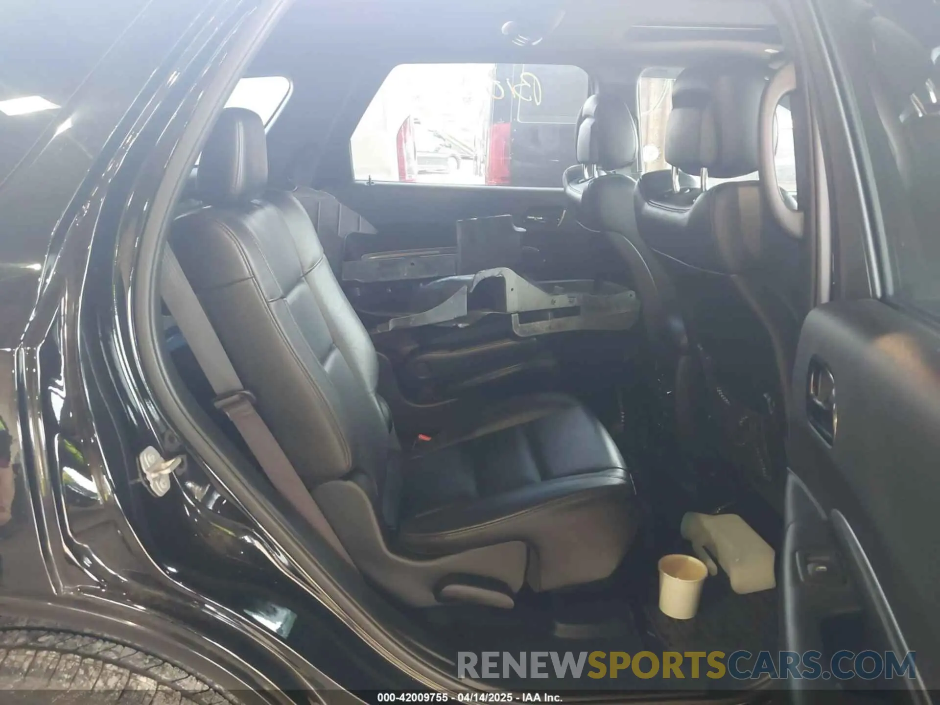 8 Photograph of a damaged car 1C4RDJDG4LC302306 DODGE DURANGO 2020