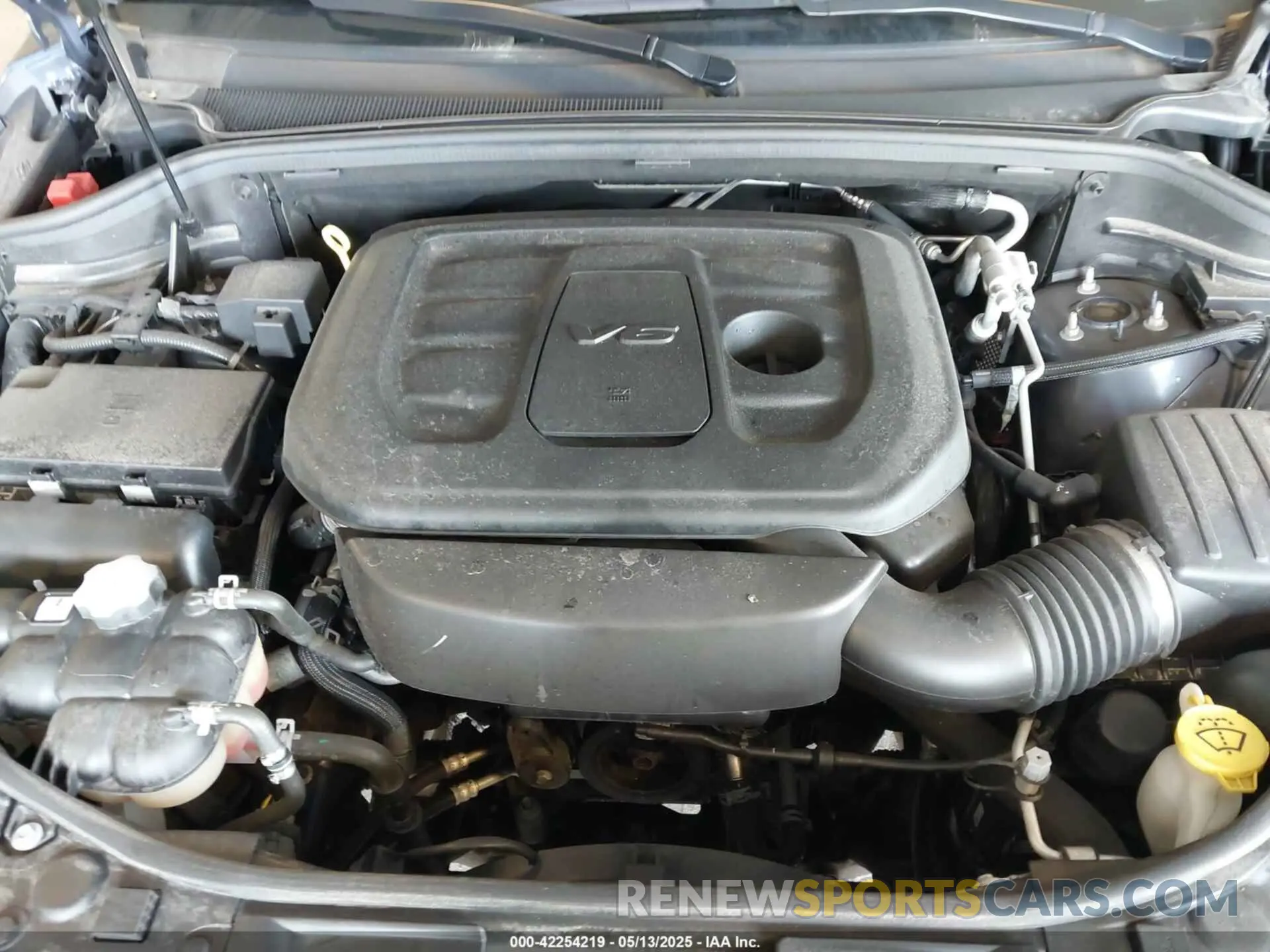 10 Photograph of a damaged car 1C4RDJDG5LC325321 DODGE DURANGO 2020