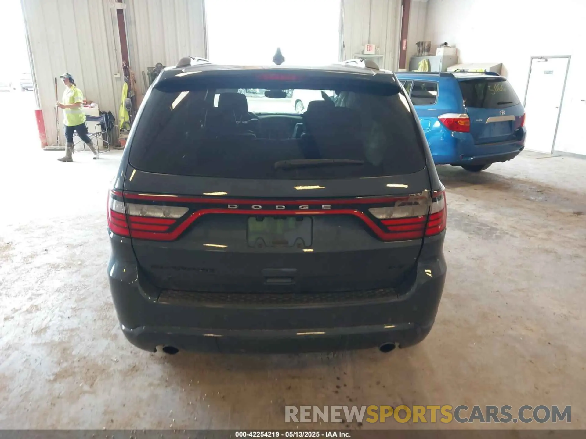 16 Photograph of a damaged car 1C4RDJDG5LC325321 DODGE DURANGO 2020