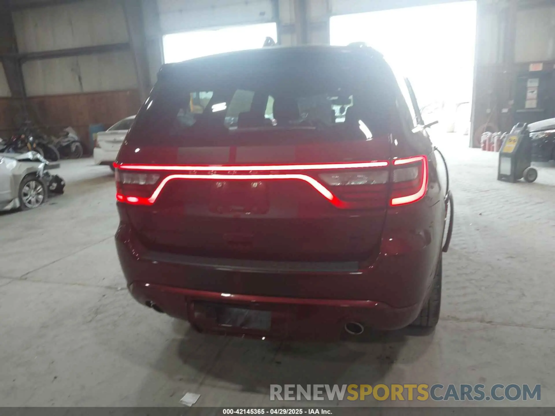 16 Photograph of a damaged car 1C4RDJDG5LC338635 DODGE DURANGO 2020