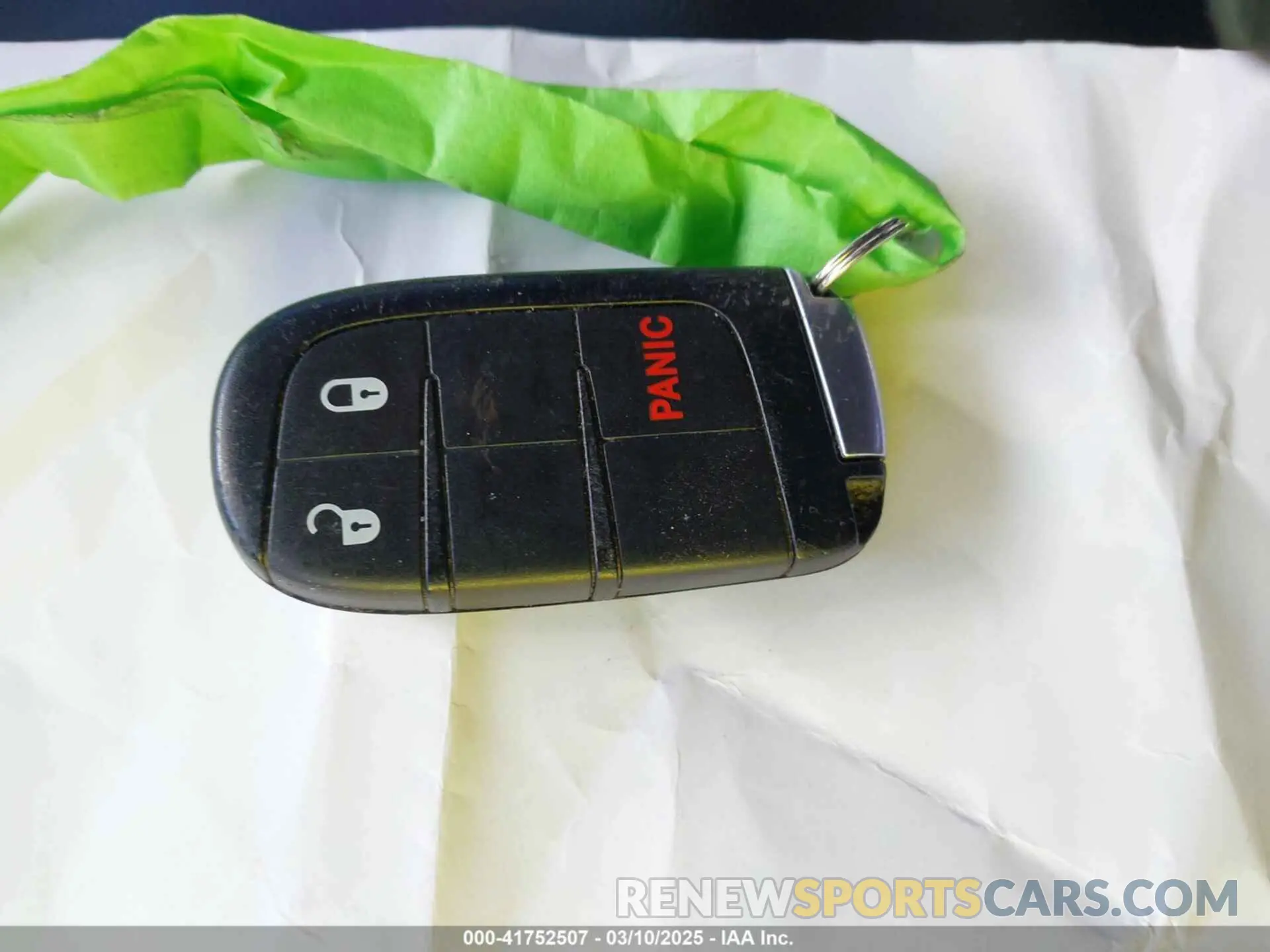 11 Photograph of a damaged car 1C4RDJDG5LC395692 DODGE DURANGO 2020