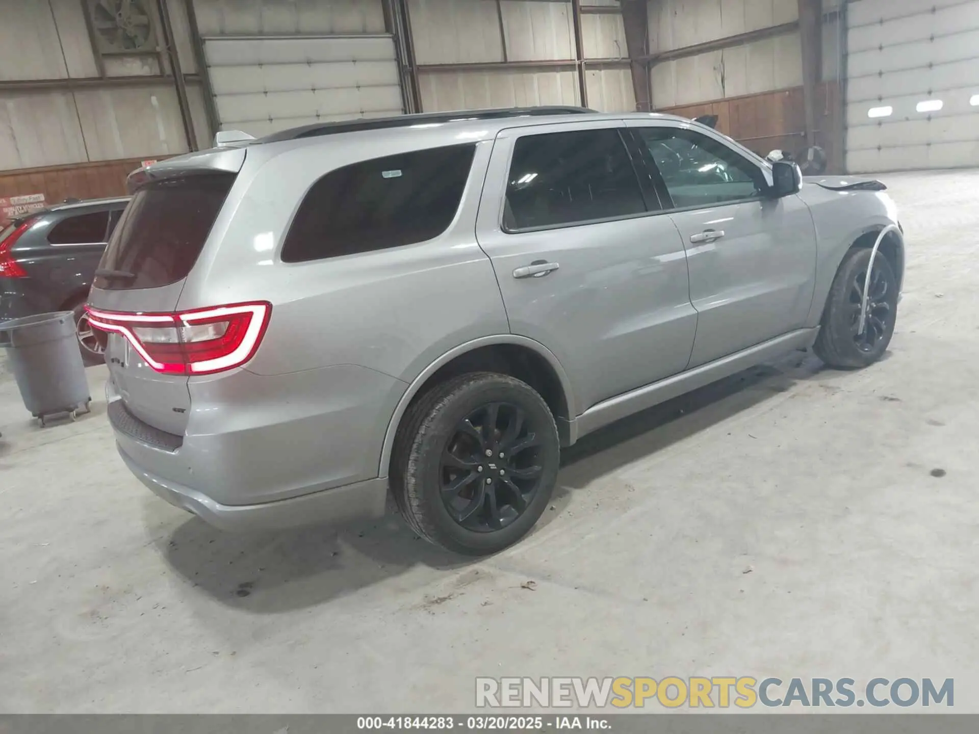 4 Photograph of a damaged car 1C4RDJDG6LC346341 DODGE DURANGO 2020