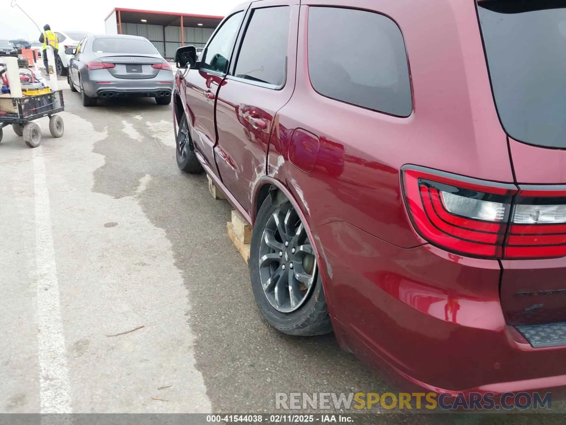 19 Photograph of a damaged car 1C4RDJDG7LC153406 DODGE DURANGO 2020