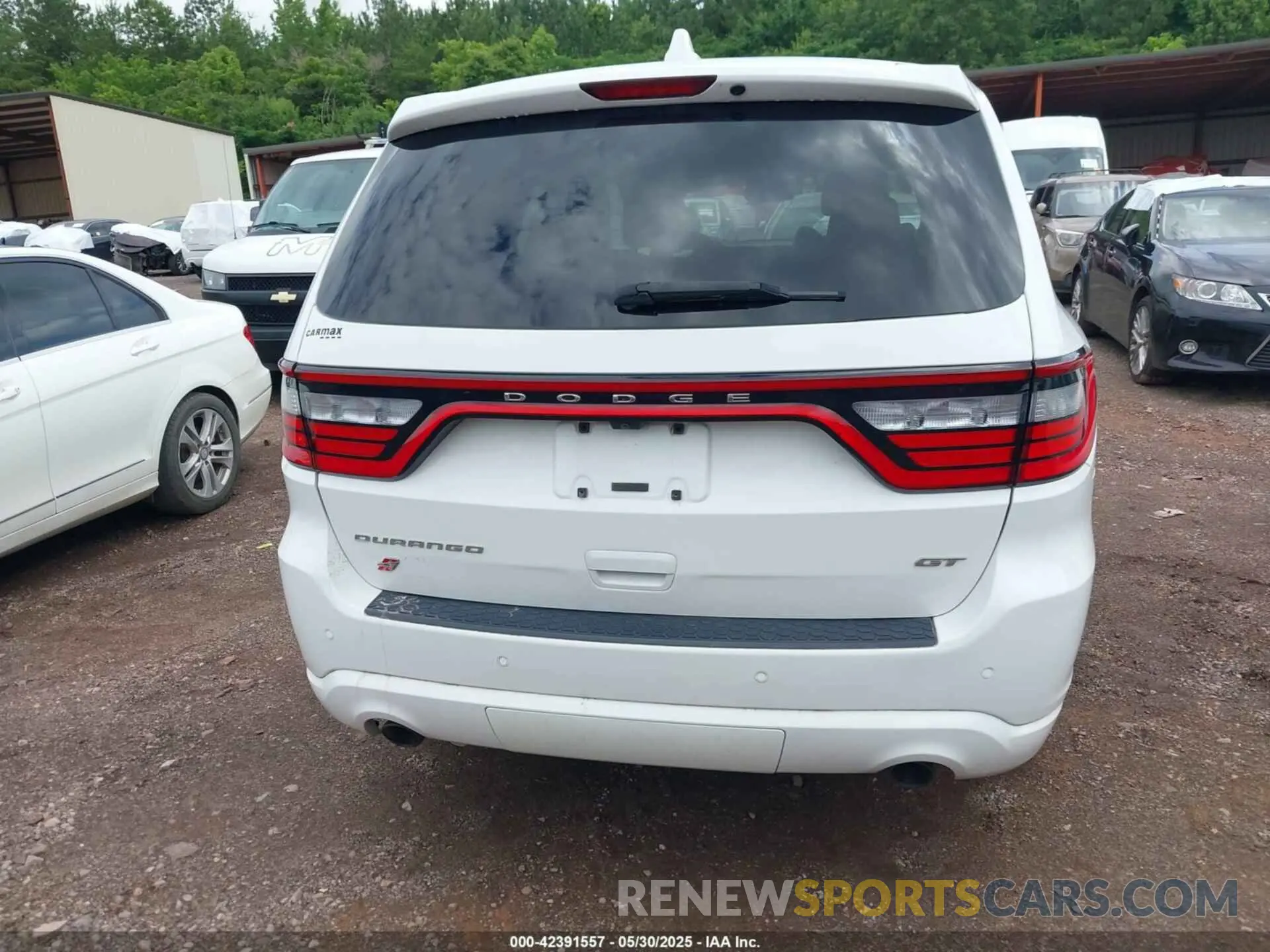 16 Photograph of a damaged car 1C4RDJDGXLC339344 DODGE DURANGO 2020