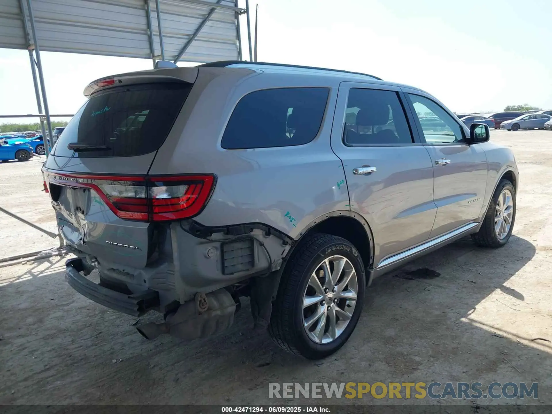4 Photograph of a damaged car 1C4RDJEG4LC266566 DODGE DURANGO 2020