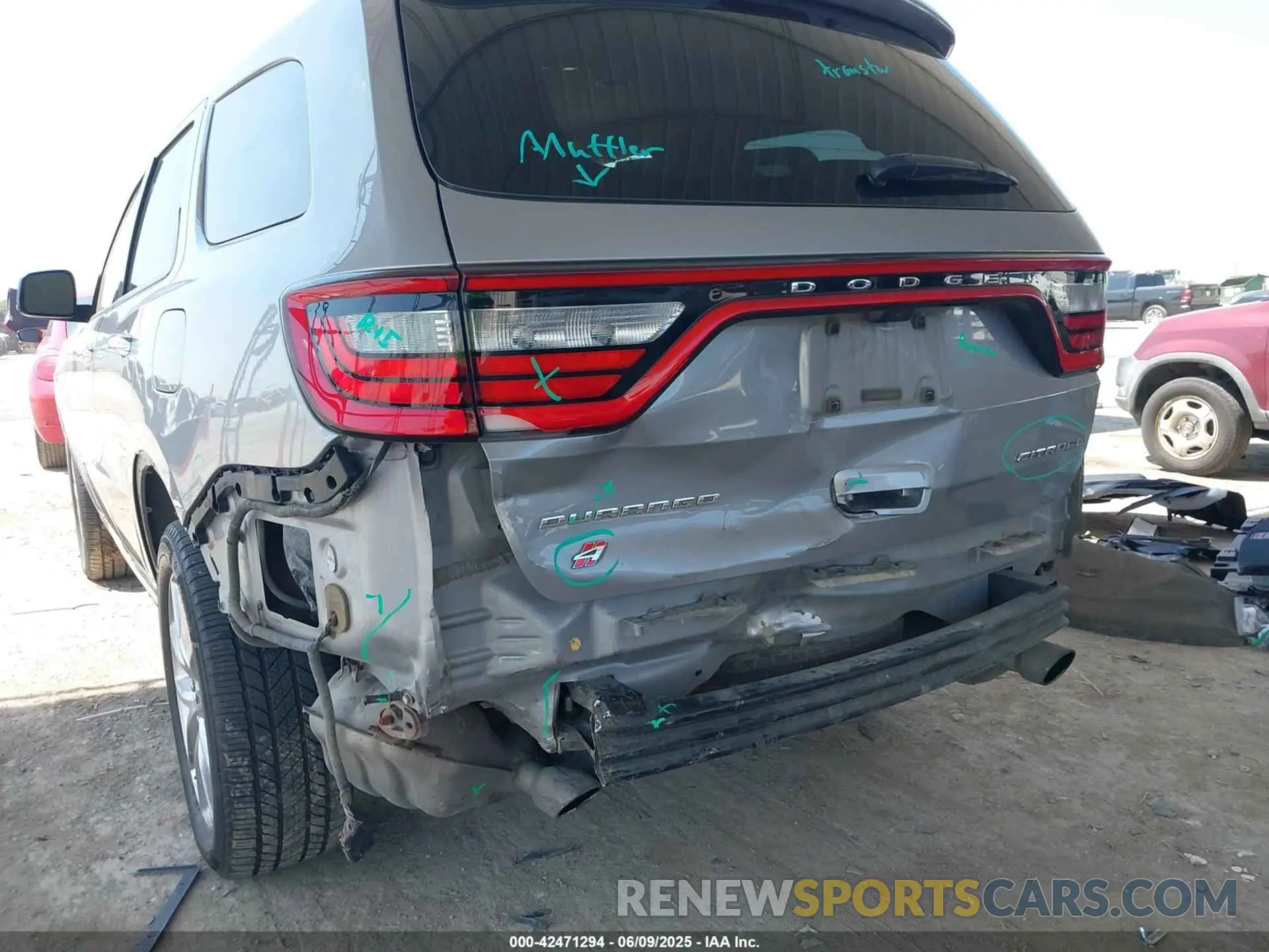 6 Photograph of a damaged car 1C4RDJEG4LC266566 DODGE DURANGO 2020