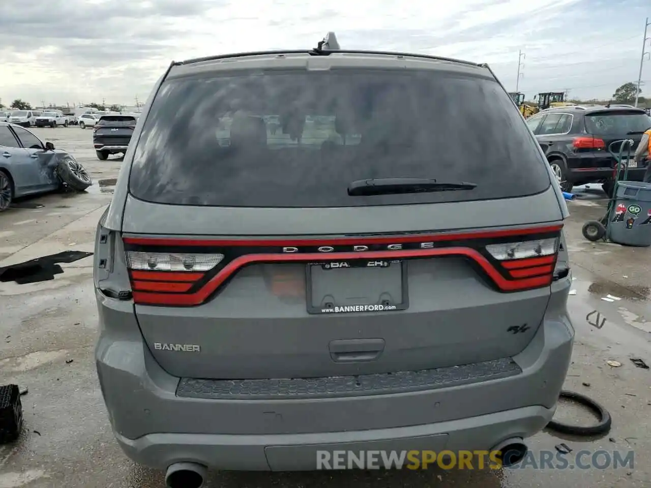 6 Photograph of a damaged car 1C4SDHCT0LC223241 DODGE DURANGO 2020