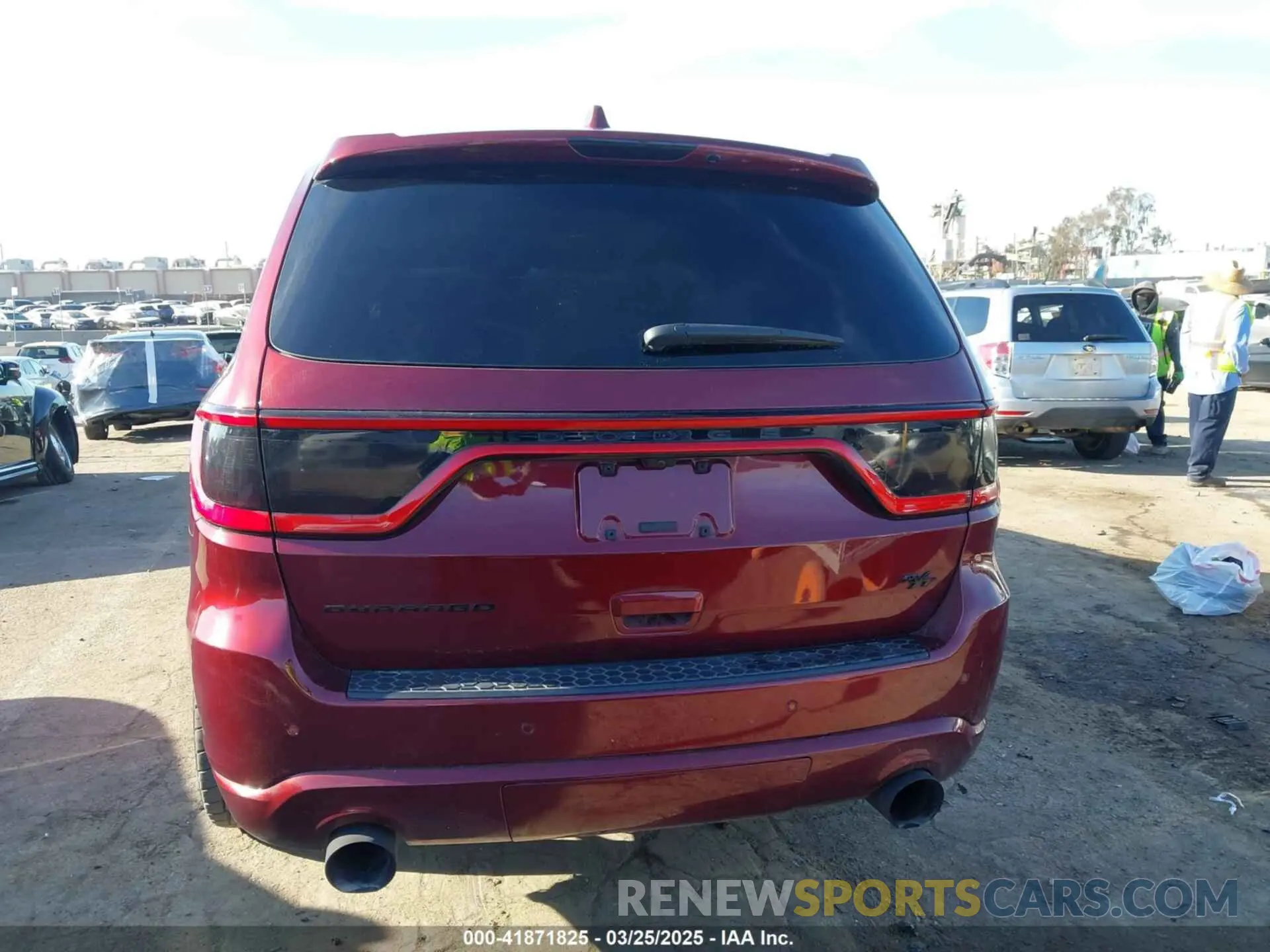 17 Photograph of a damaged car 1C4SDHCT0LC373771 DODGE DURANGO 2020