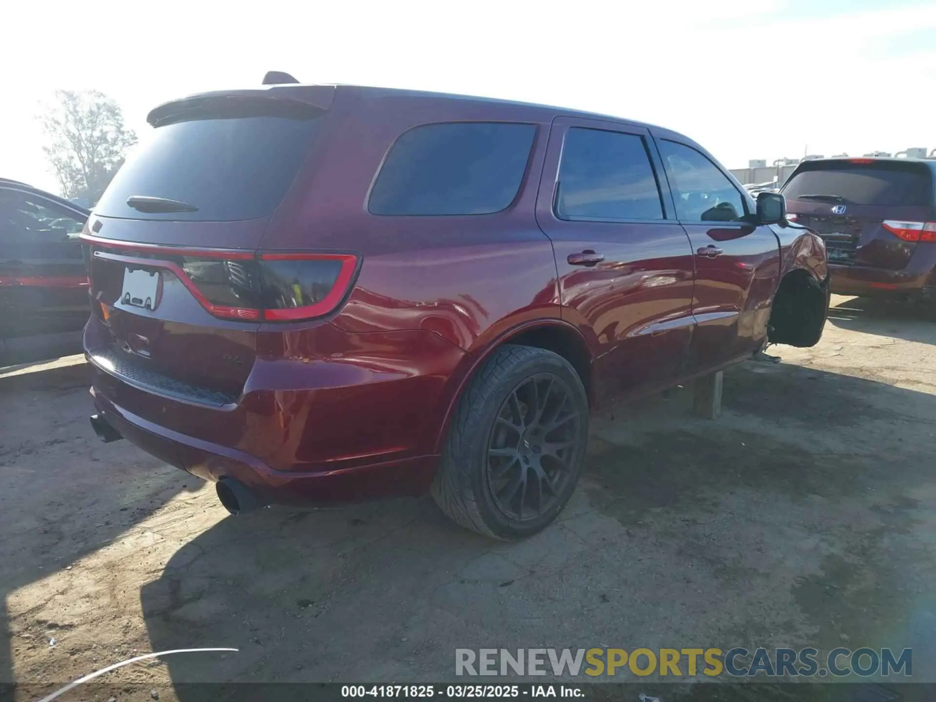 4 Photograph of a damaged car 1C4SDHCT0LC373771 DODGE DURANGO 2020