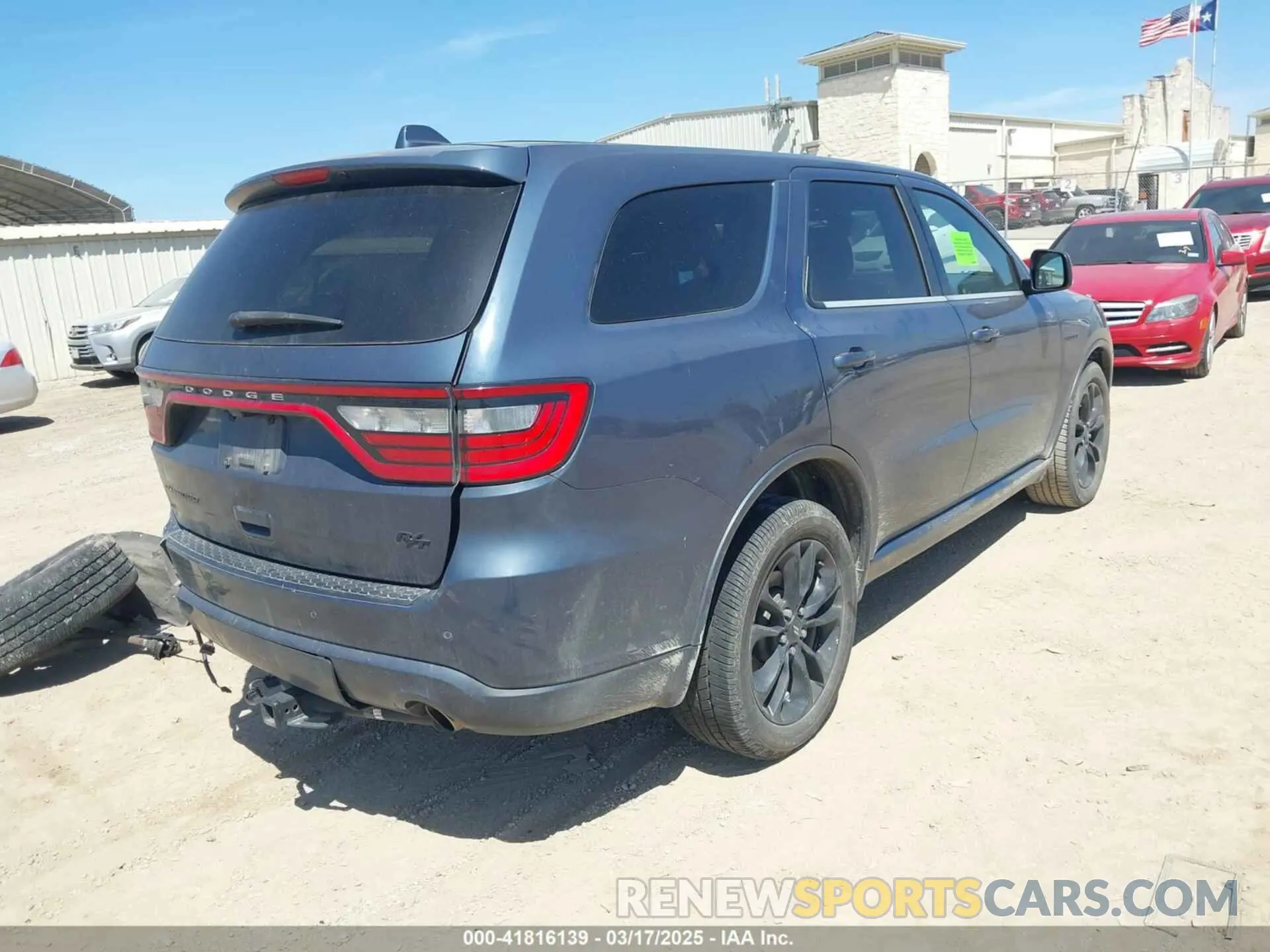 4 Photograph of a damaged car 1C4SDHCT3LC166386 DODGE DURANGO 2020