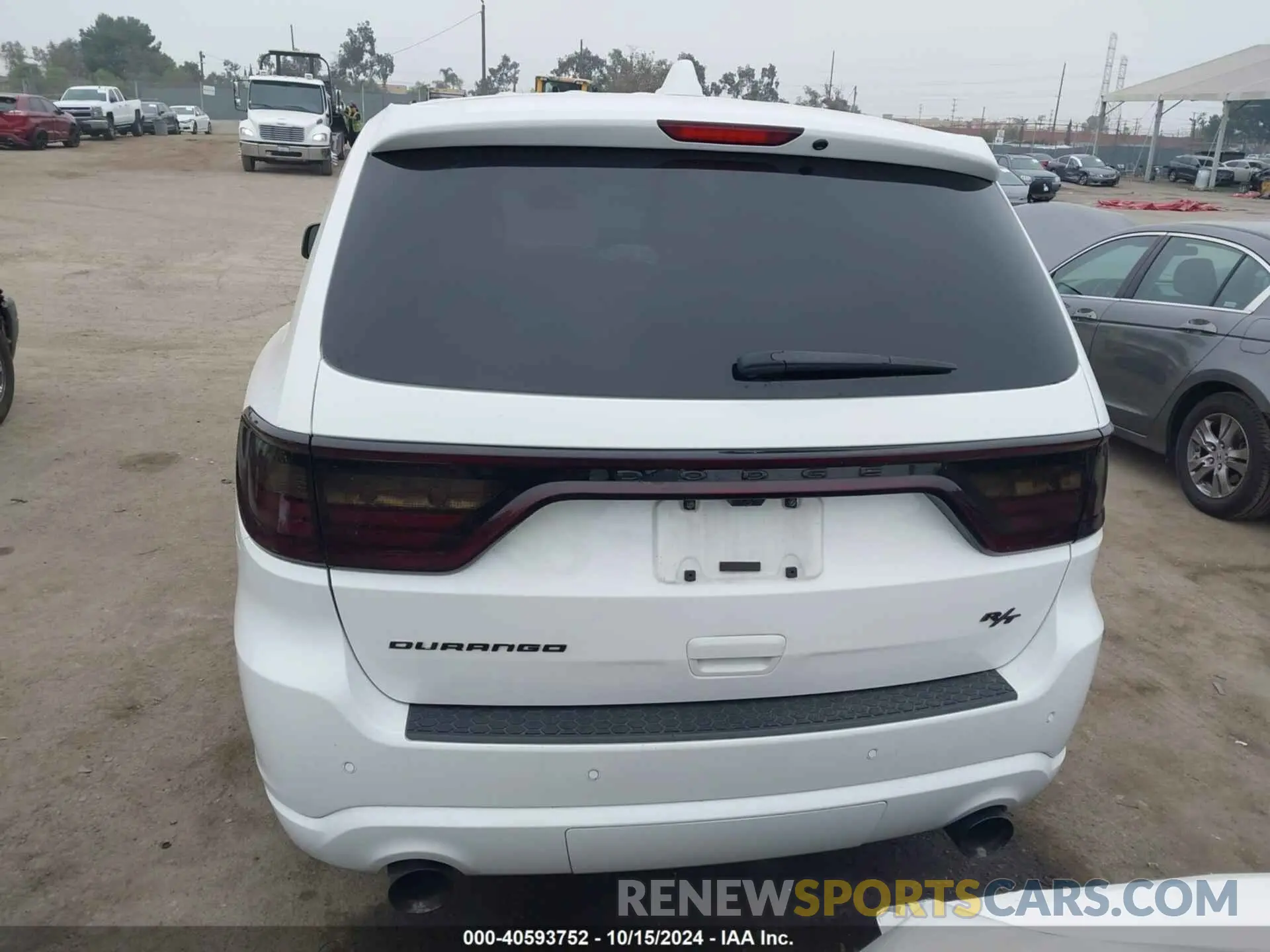 16 Photograph of a damaged car 1C4SDHCT3LC204618 DODGE DURANGO 2020