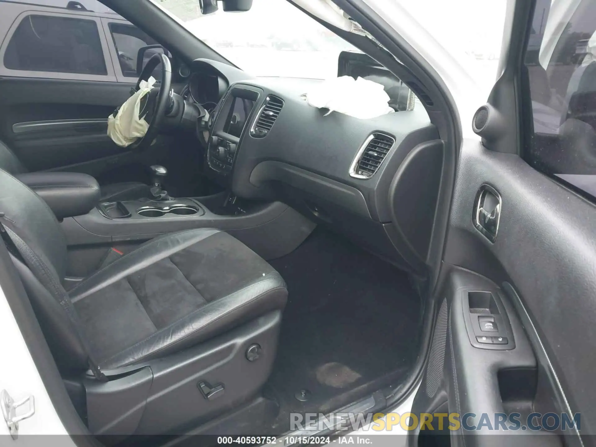 5 Photograph of a damaged car 1C4SDHCT3LC204618 DODGE DURANGO 2020